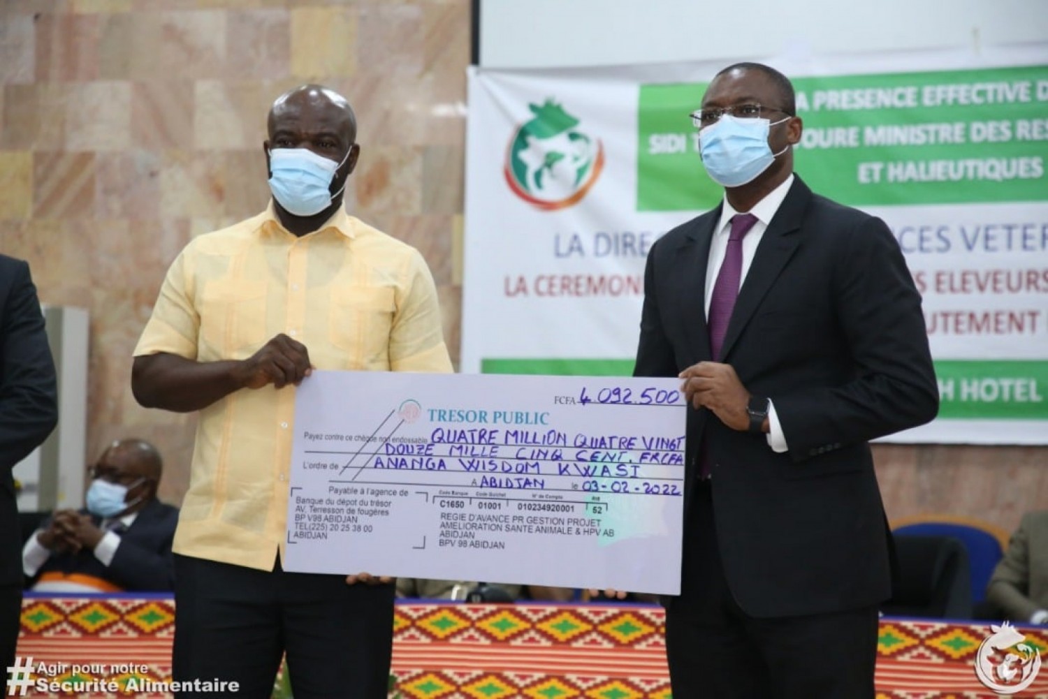 Côte d'Ivoire : Grippe aviaire, plus de 637 millions pour l'indemnisation des  sinistrés de Mondoukou