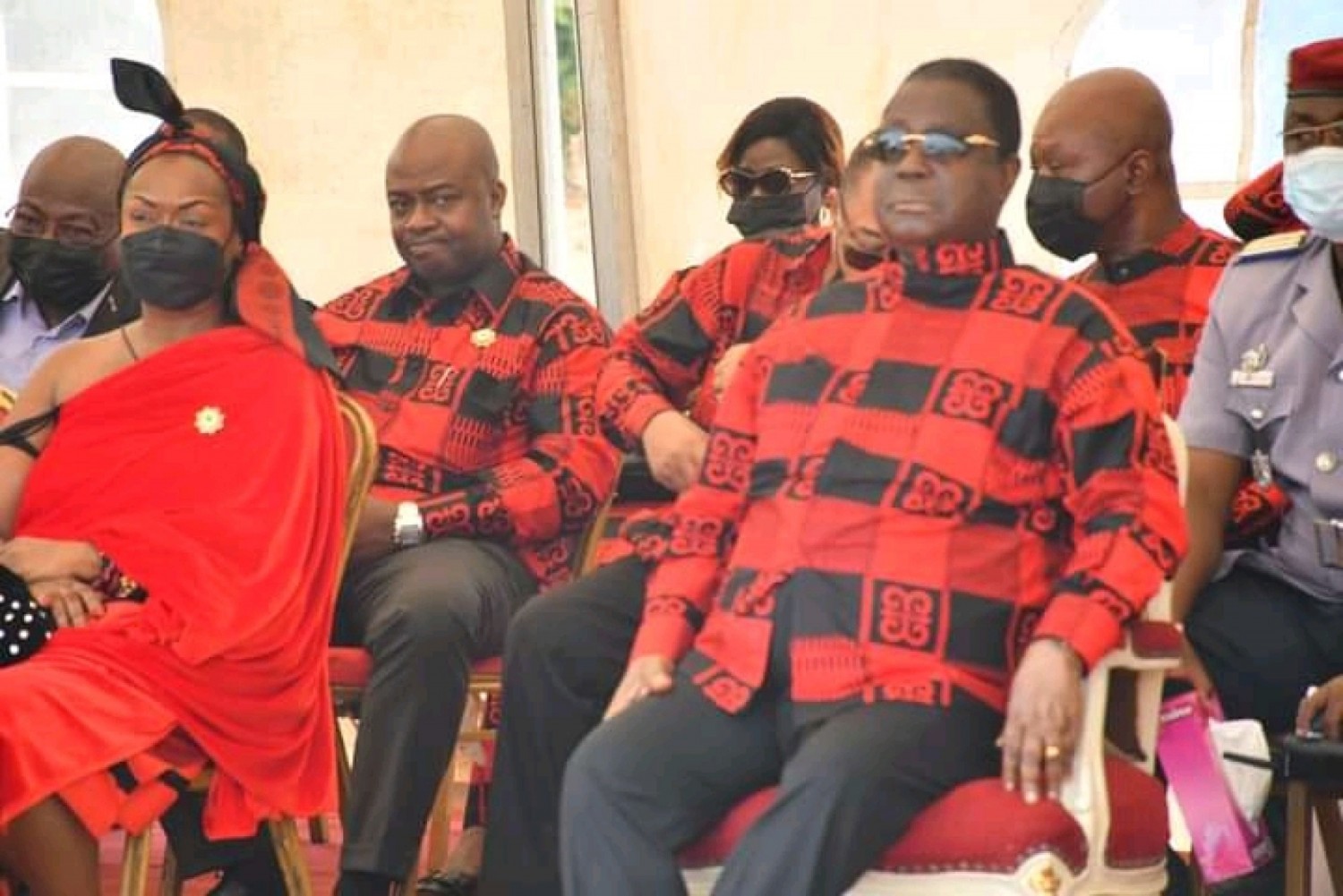 Côte d'Ivoire : Brobo, Bédié présent aux obsèques du chef de Canton Ahaly en raison des liens « forts et séculaires »