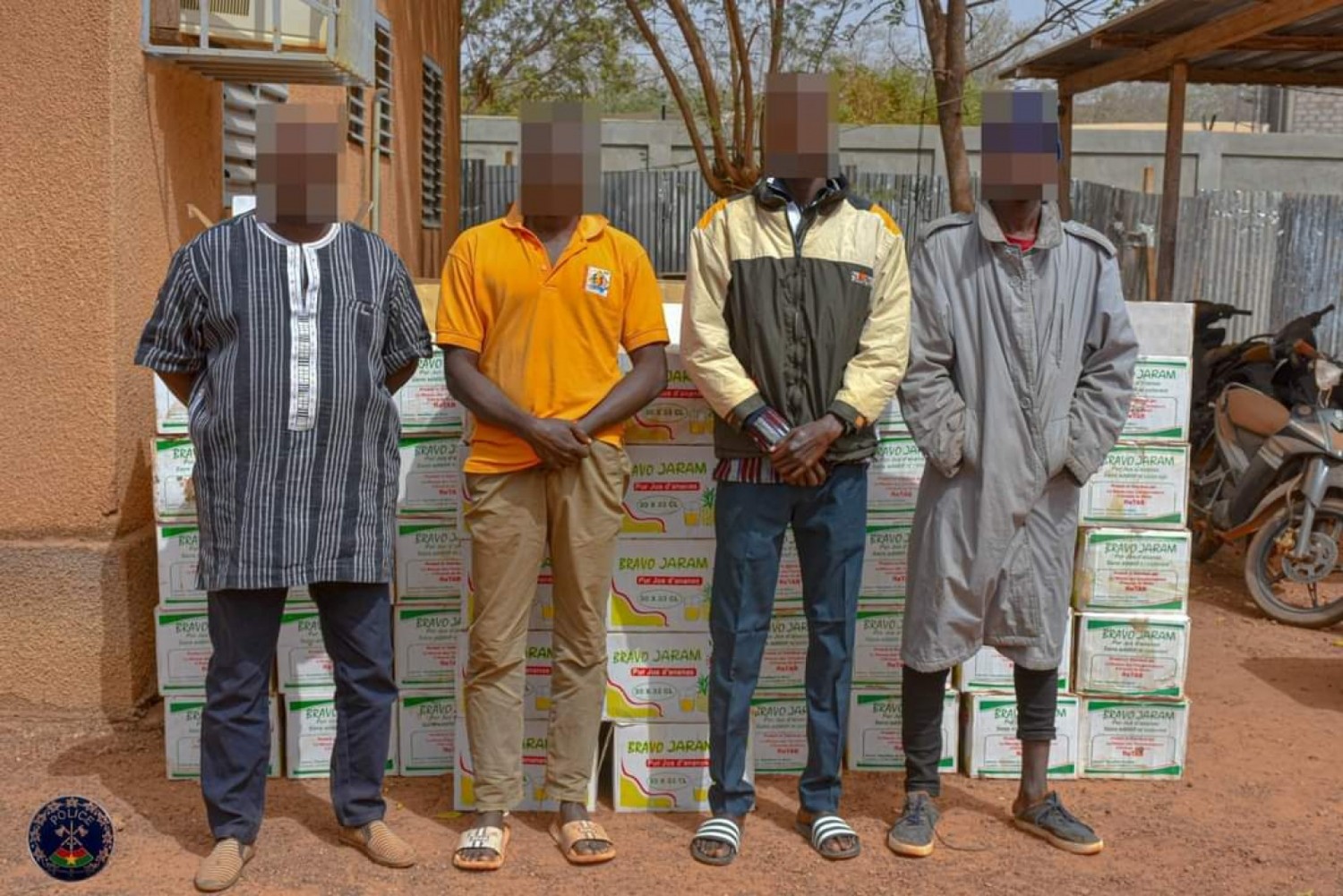 Burkina Faso : Près de 8.000 bidons de jus contrefaits saisis par la Police à Ouagadougou