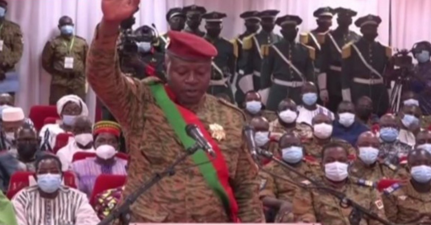 Burkina Faso : Le lieutenant-colonel Damiba prête serment comme président de transition