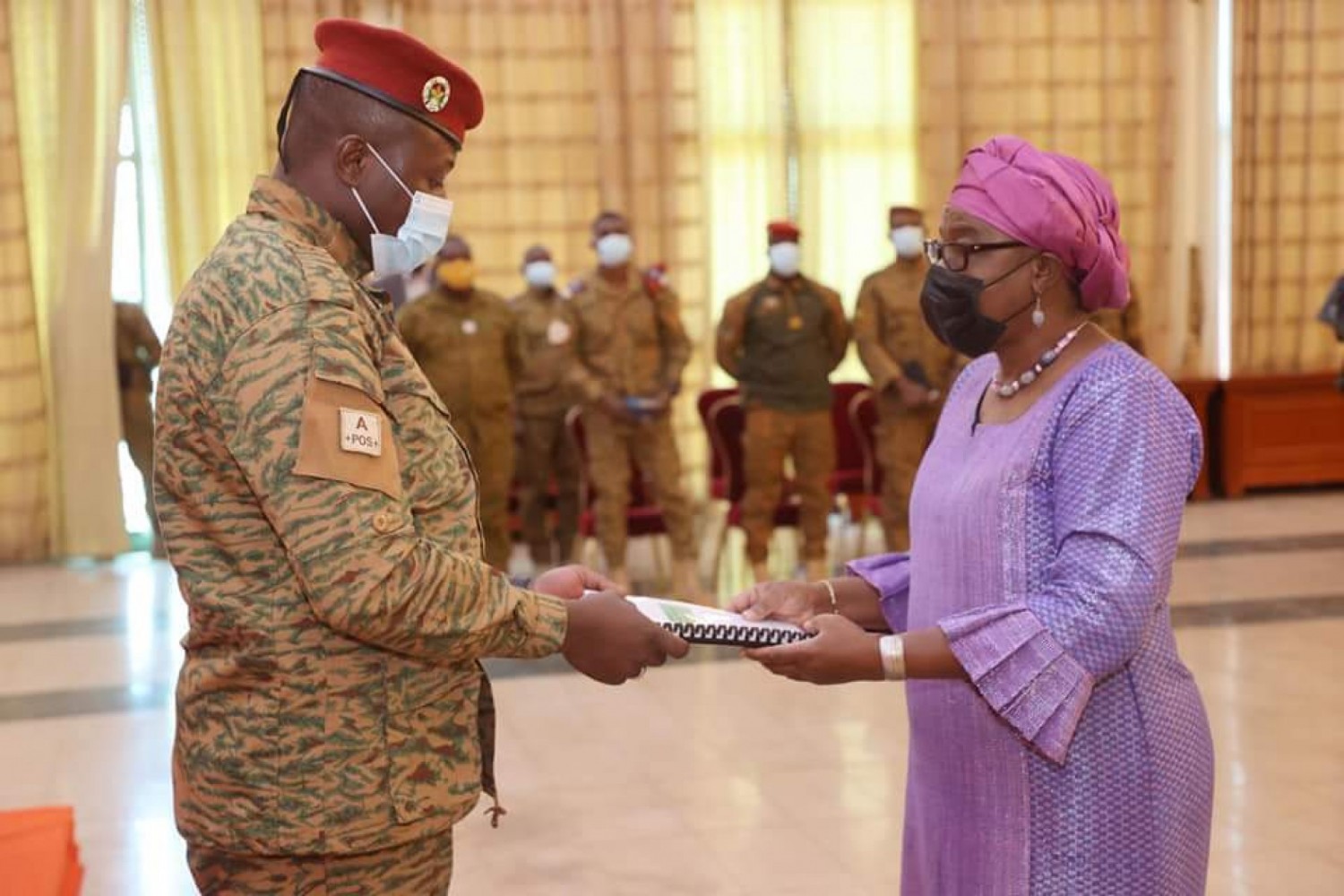 Burkina Faso : Le projet de textes et agenda de la Transition remis au président Damiba