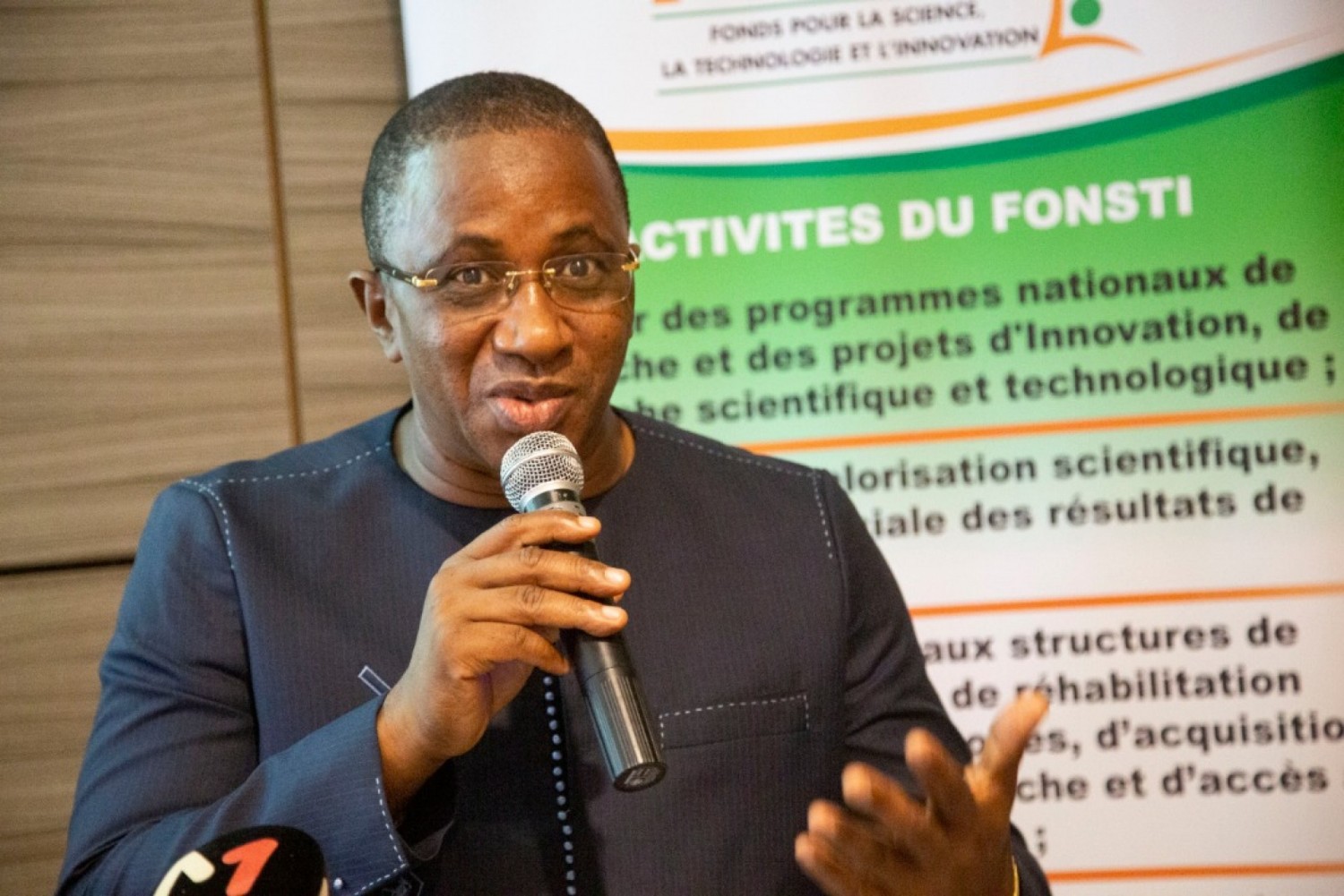 Côte d'Ivoire :  Le FONSTI explore les incubateurs pour la création d'entreprise dans le domaine de l'Enseignement supérieur et de la recherche scientifique et appelle à l'adoption de la loi «startup 