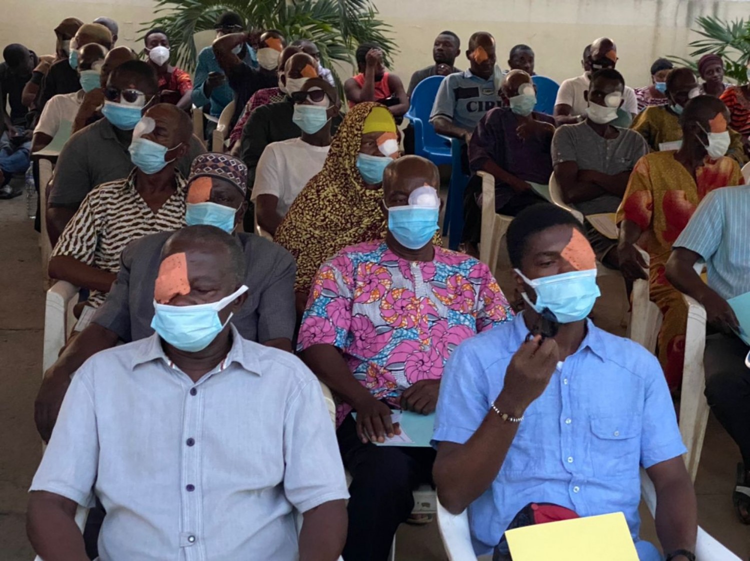 Côte d'Ivoire : Plus de 600 personnes atteintes de la cataracte ont bénéficié  gratuitement d'une chirurgie  à Abobo et  Yopougon du 13 au 26 février 2022 dernier