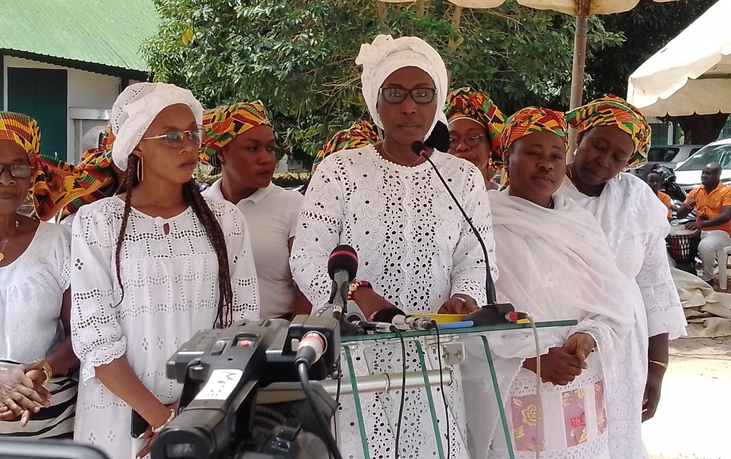 Côte d'Ivoire : Sous l'initiative de Agir pour Bouaké, guides religieux, élus et cadres, fils et filles de Gbêkê prient pour  la paix et la cohésion sociale au pays