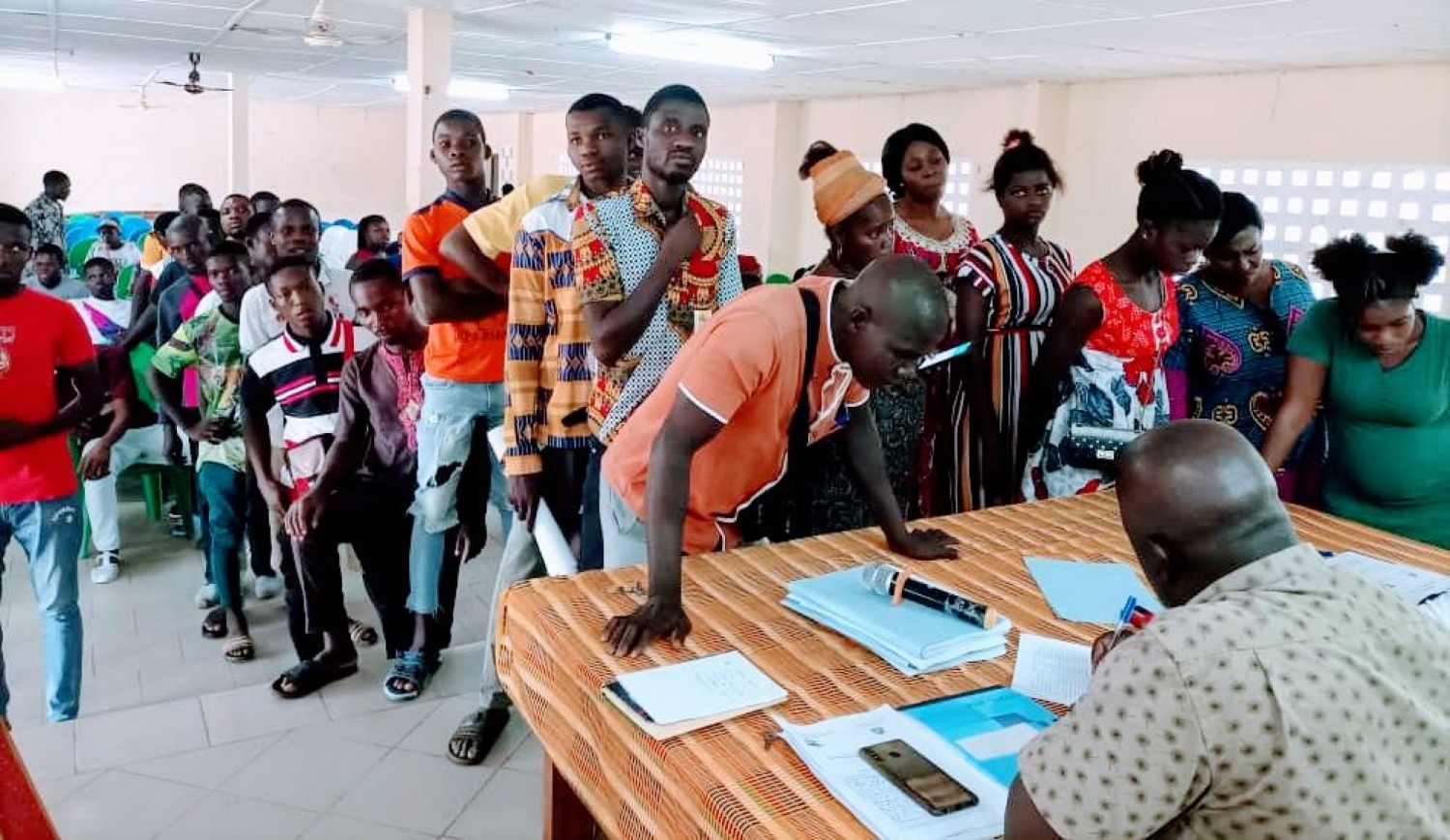 Côte d'Ivoire : Luttant contre le chômage à Diabo-Languibonou, le député Assahoré Konan Jacques initie une formation pour 200 jeunes dans divers métiers
