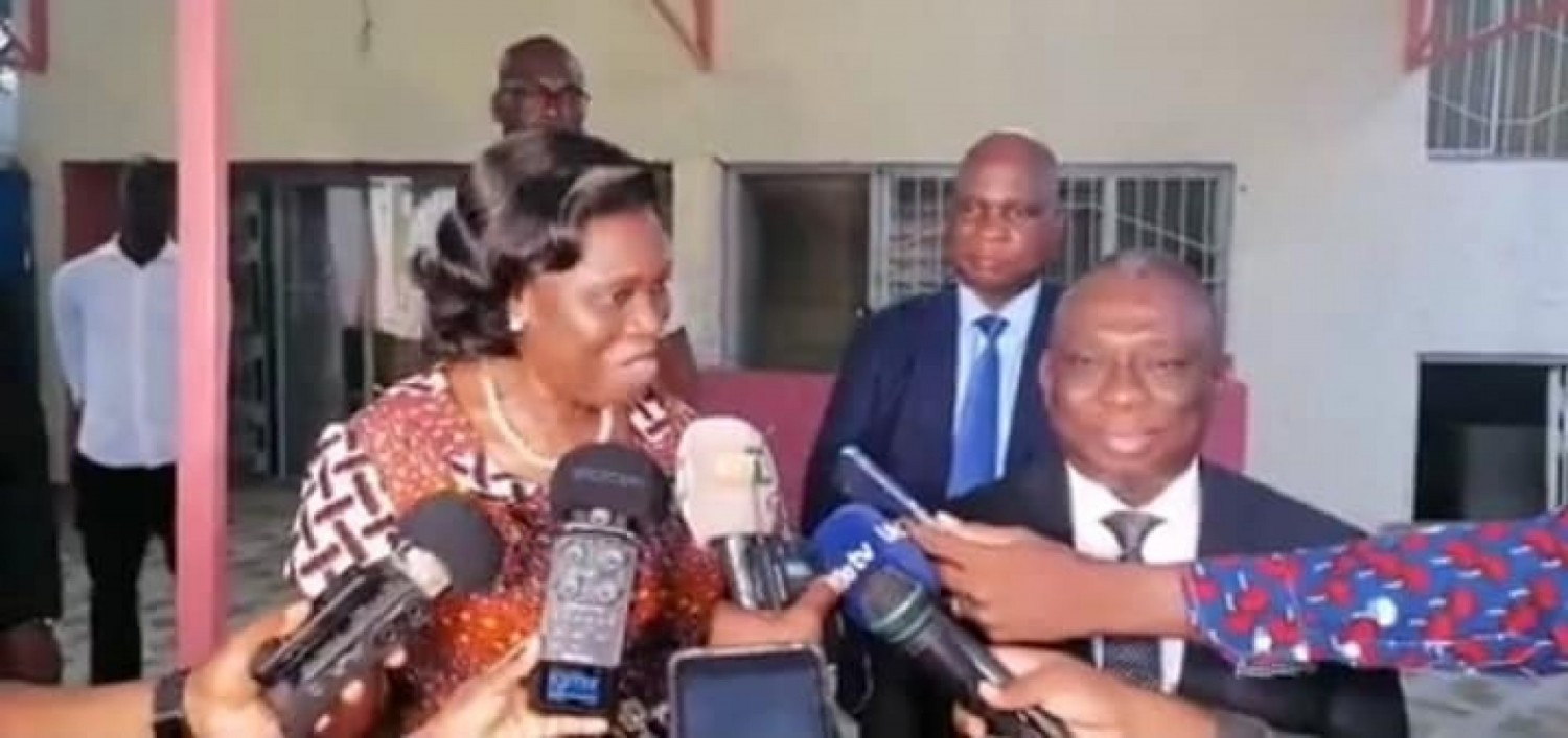 Côte d'Ivoire : Simone Gbagbo reçoit un membre du Gouvernement ivoirien et lui soumet la question du retour au Pays de Blé Goudé