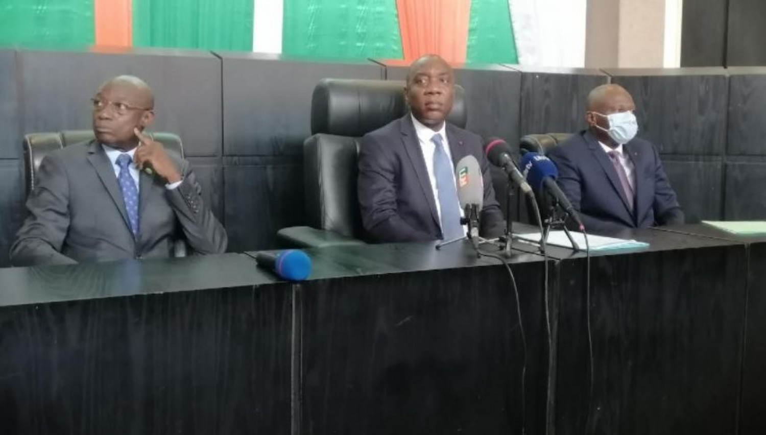 Côte d'Ivoire : Macron et Buhari attendus à Abidjan le 9 mai 2022 pour la 15ᵉ  Conférence des Parties