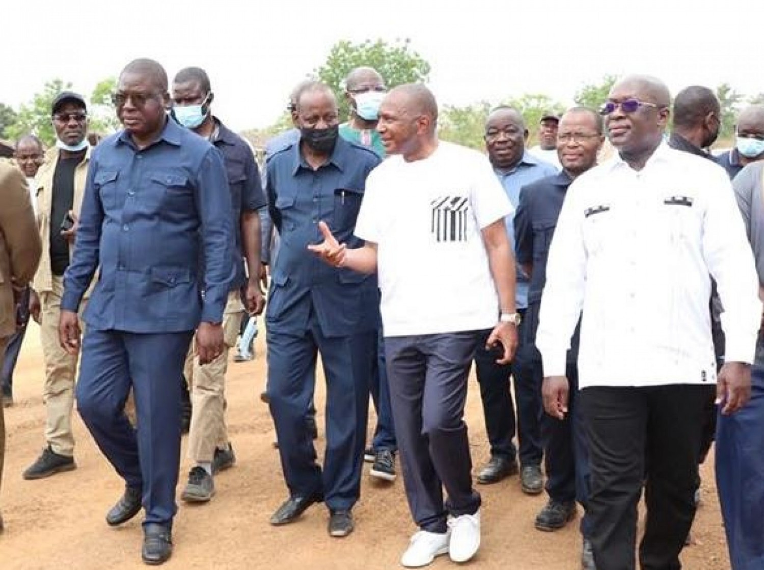 Côte d'Ivoire : Le Ministre Amédé Kouakou s'imprègne de l'état d'avancement des travaux d'aménagement et de bitumage des routes dans le Nord