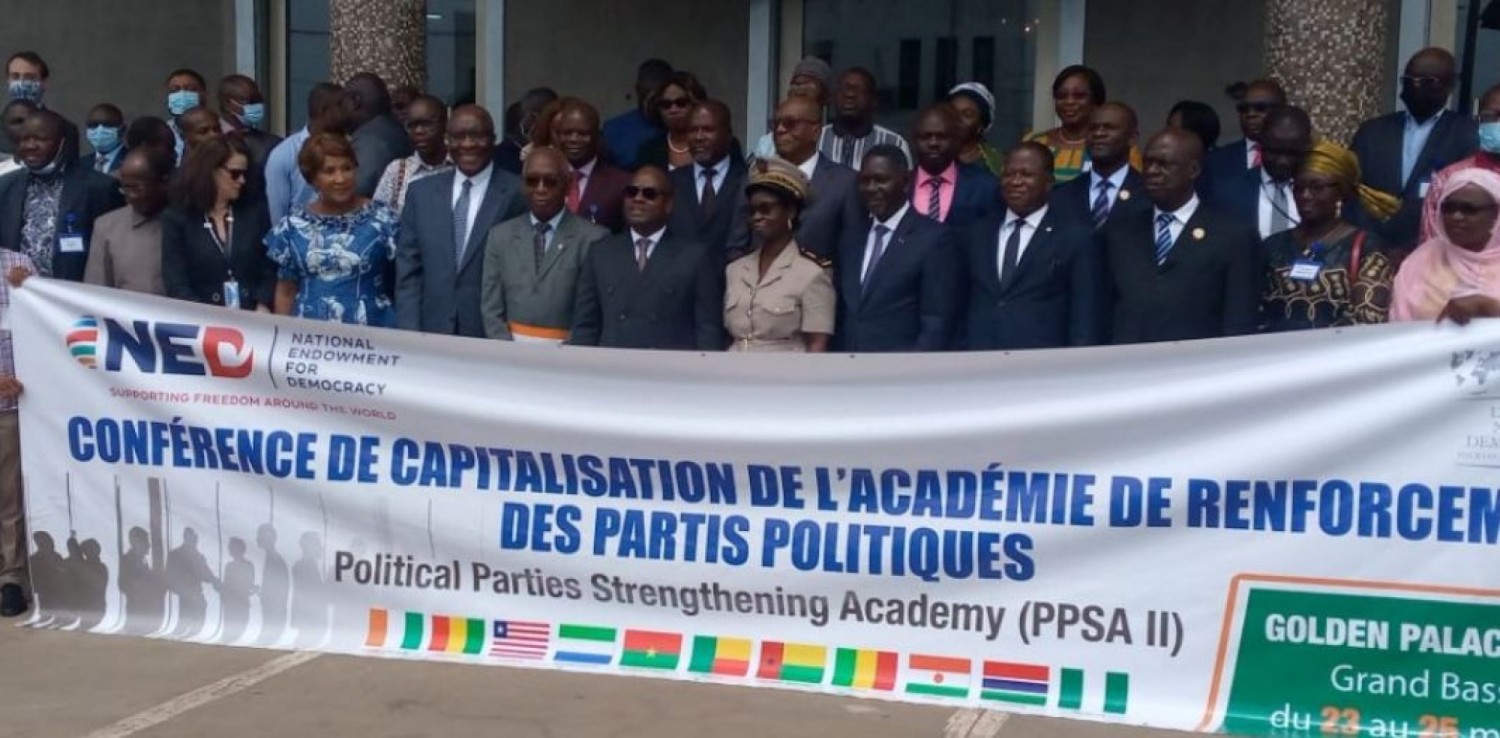 Côte d'Ivoire: A Grand Bassam, des responsables de partis politiques de la sous région formés sur le déclin démocratique régional