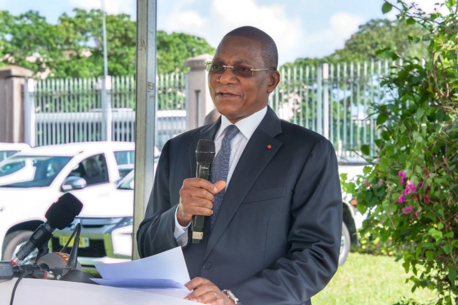 Côte d'Ivoire : Polémiques sur la procédure de déchéance des droits sur des parcelles de terrain, Bruno Koné formel «L'idée de ce décret n'est pas de déposséder les citoyens de leurs biens, mais… »