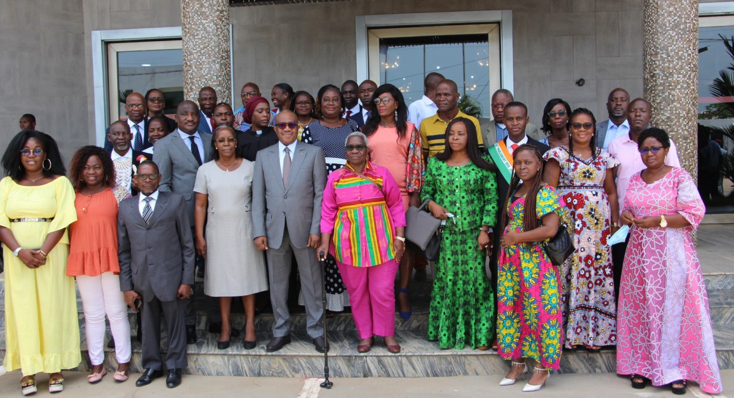 Côte d'Ivoire :   Depuis Bassam, Sansan Kambilé catégorique : « on adopte beaucoup de lois, beaucoup de textes, mais très peu sont vraiment expliquées, très peu sont vulgarisées ... »