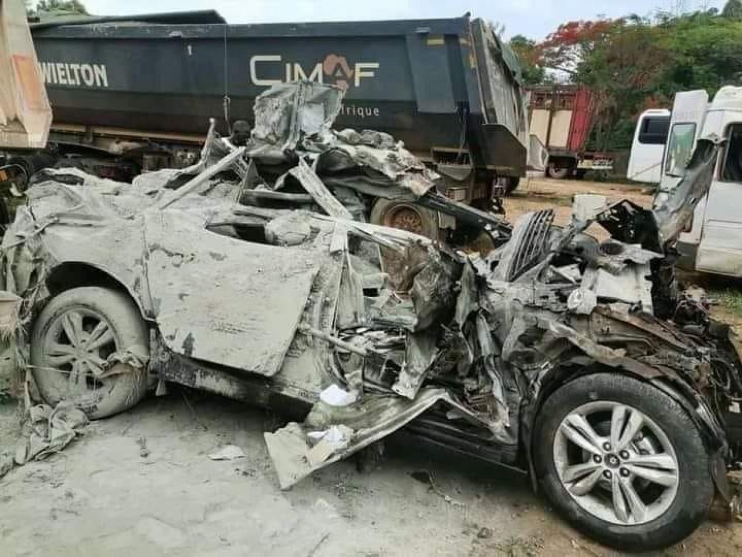 Côte d'Ivoire : Le véhicule du député de Danané entre en collision avec un camion sur l'axe Yamoussoukro- Bouaflé, 01 mort