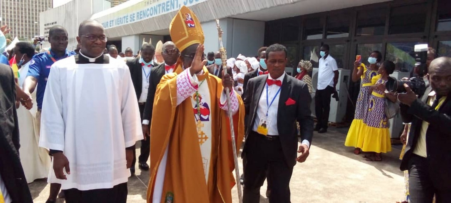 Côte d'Ivoire :  Nommé Nonce Apostolique au Mali, Mgr Jean-Sylvain Emien Mambé ordonné évêque par le Cardinal Pietro Parolin à la Cathédrale du plateau