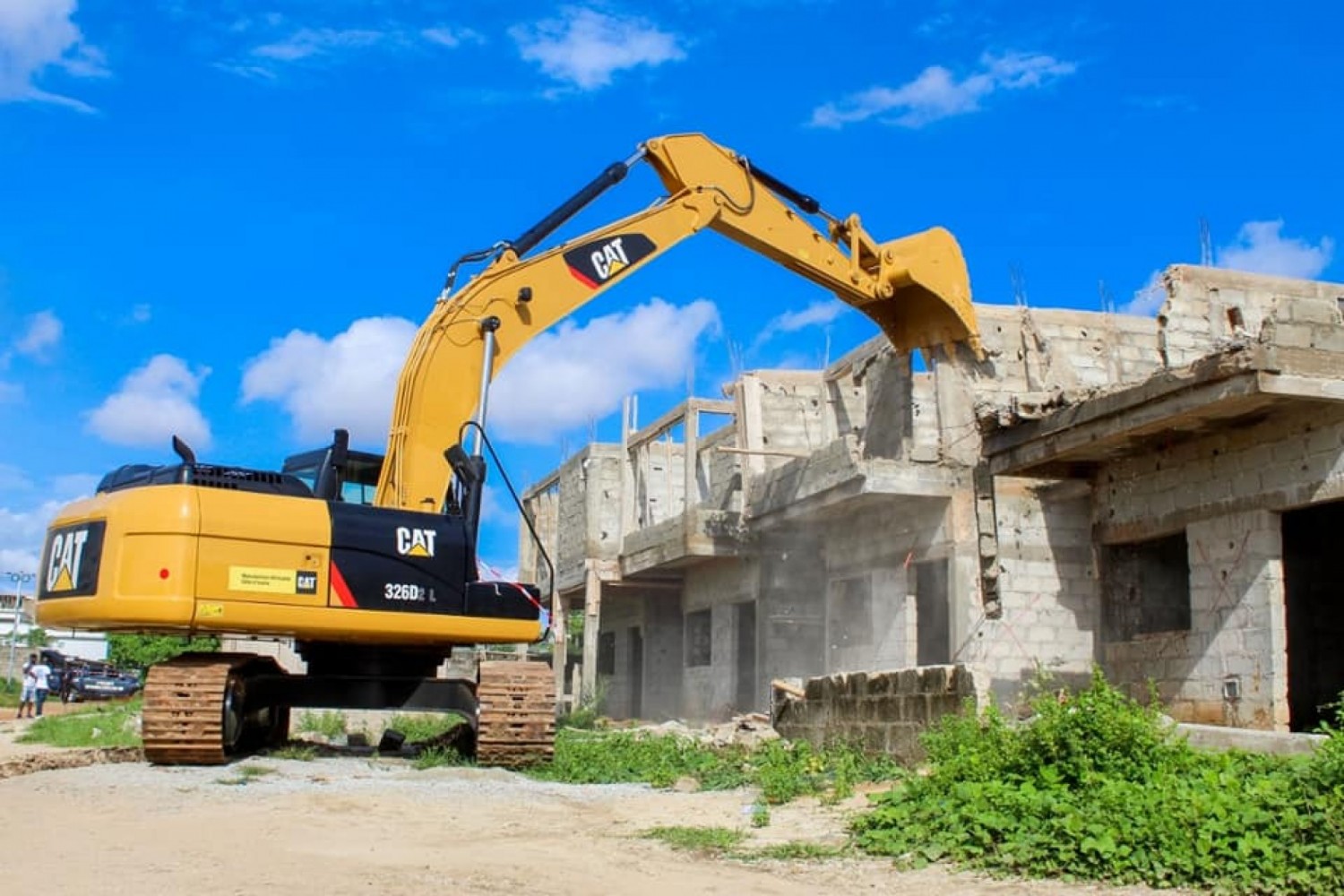 Côte d'Ivoire : Un immeuble R+2 et un chantier de construction de quatre villas, détruits respectivement à Abobo et à Cocody