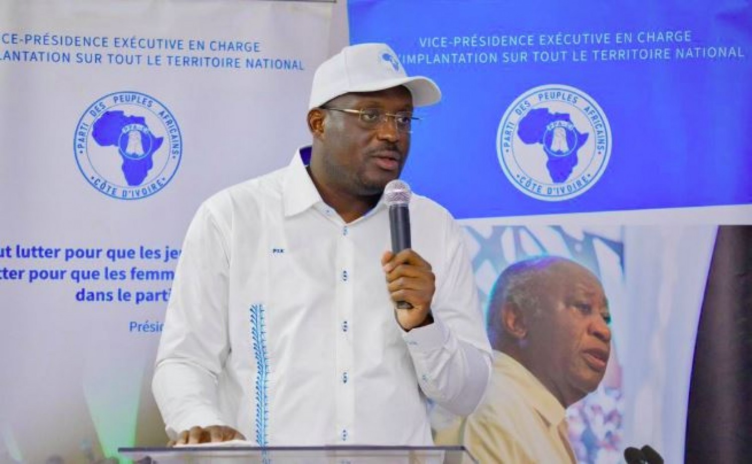 Côte d'Ivoire : Stéphane Kipré dénonce des intrigues au sein du Parti de Gbagbo et avoue « les gens peuvent aimer Gbagbo et ne pas militer au PPA-CI »