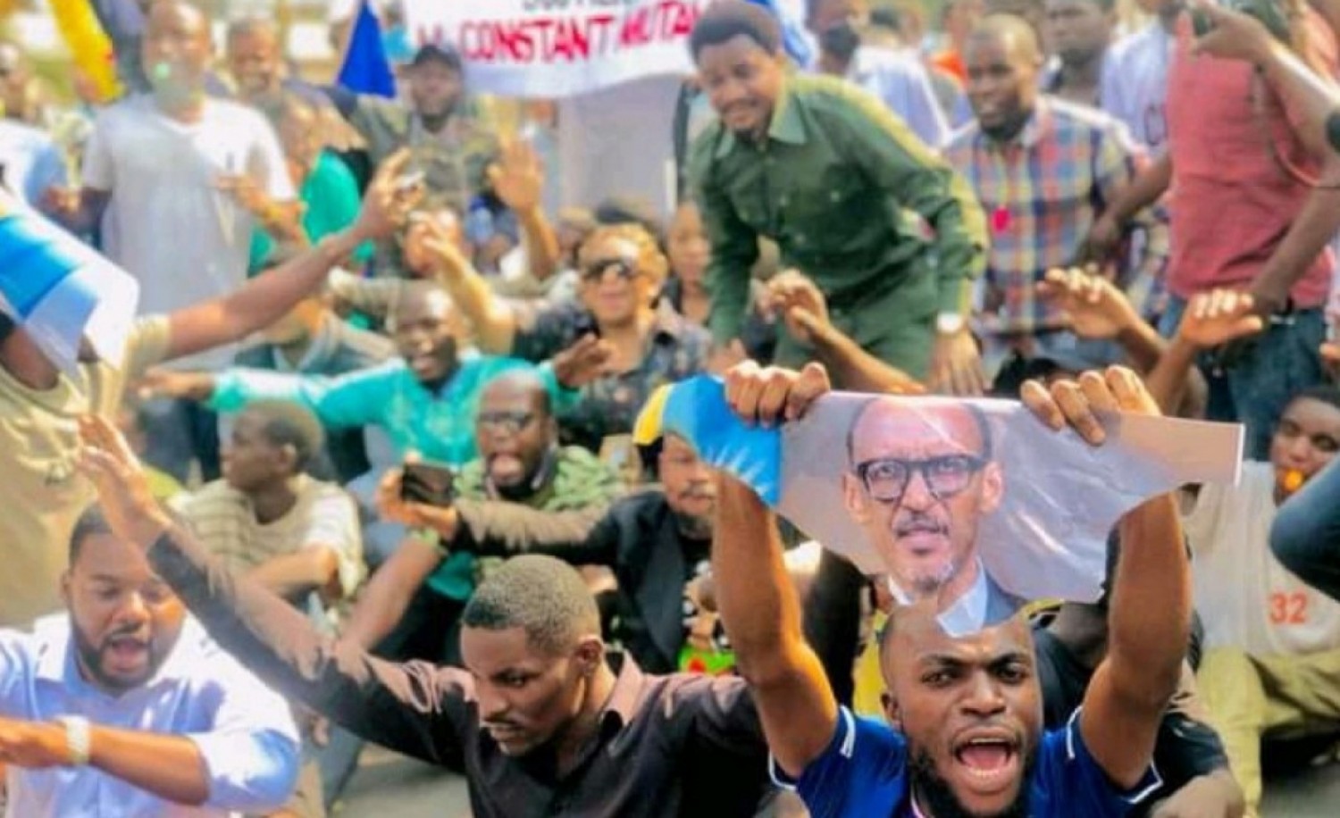 RDC : Une manifestation éclate à Kinshasa contre le Rwanda, l'expulsion de son ambassadeur réclamée