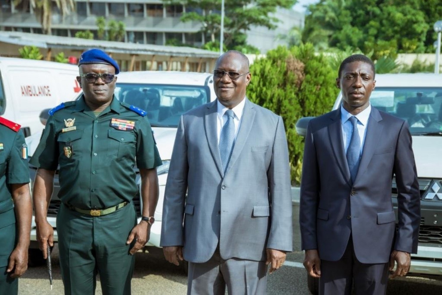 Côte d'Ivoire : Un négociant en cacao offre des véhicules à l'Armée et la Gendarmerie, Téné : « Vous êtes indéniablement de cet ivoirien nouveau »