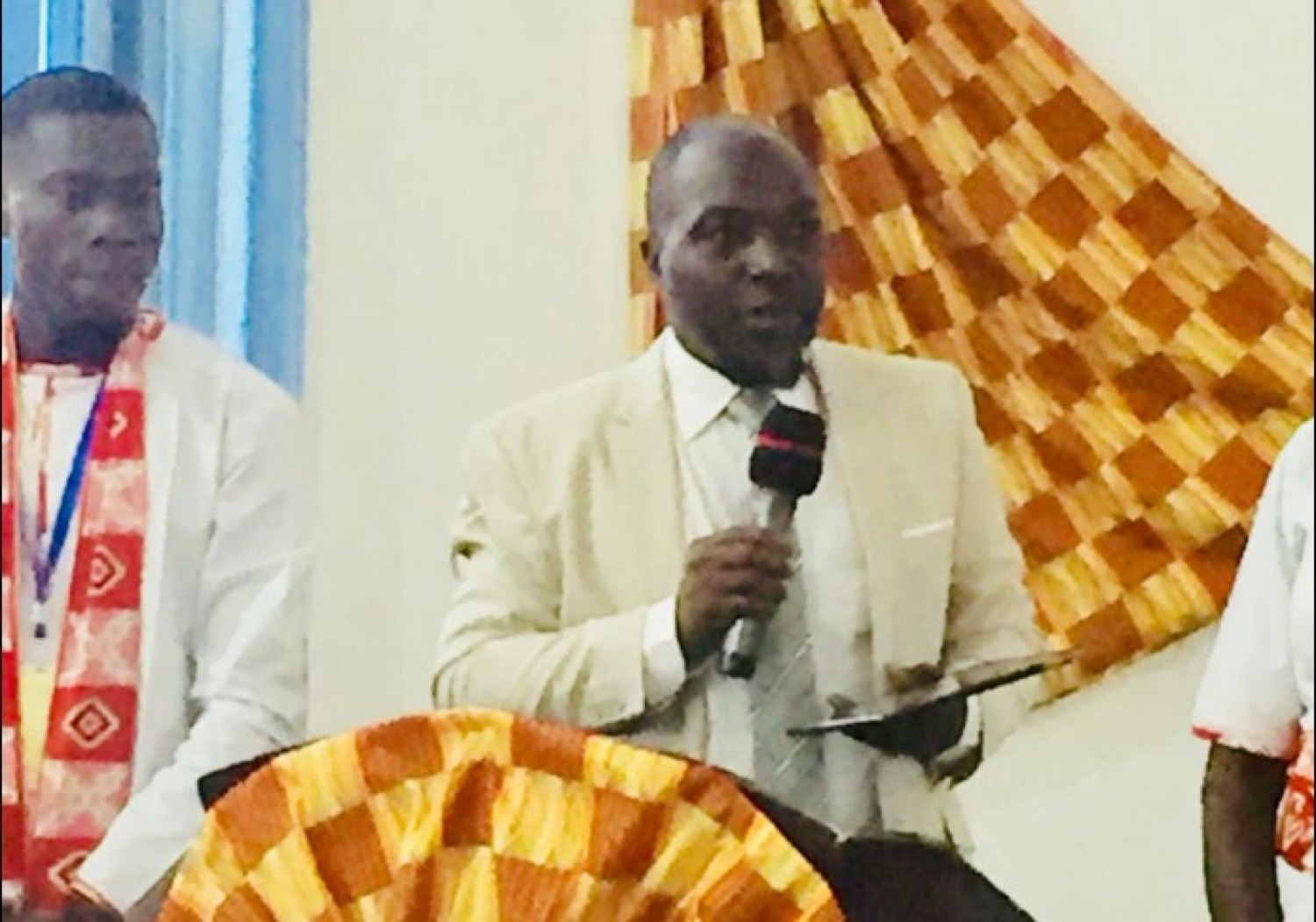 Côte d'Ivoire :    Colloque international pluridisciplinaire, les trois recommandations du Professeur Lazare Poamé pour juguler la crise de l'Université en Afrique