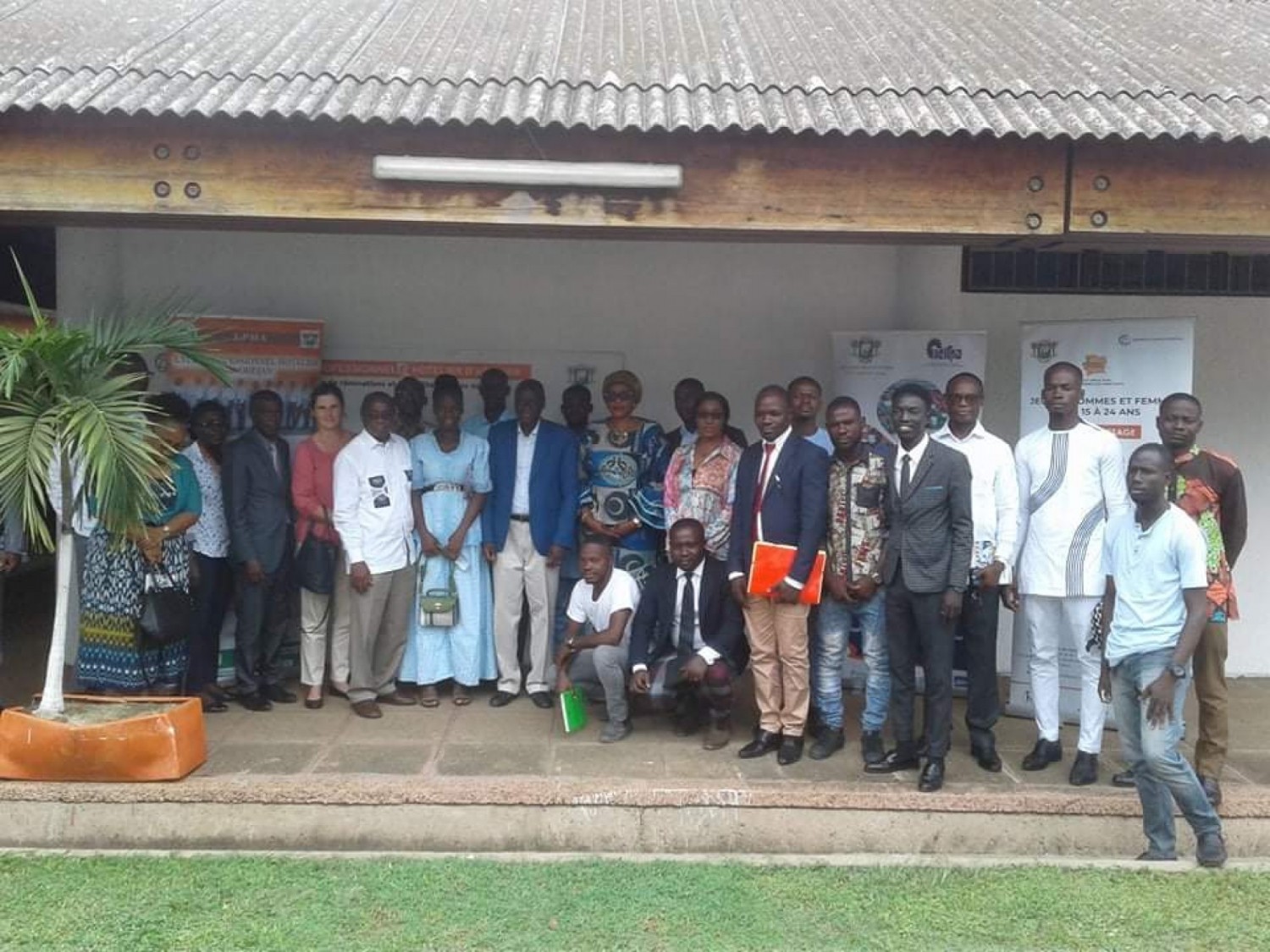 Côte d'Ivoire :  Education-formation, le Vice-président de la Banque mondiale visite le lycée hôtelier pour constater les travaux de réhabilitation dans le cadre du PEJEDEC