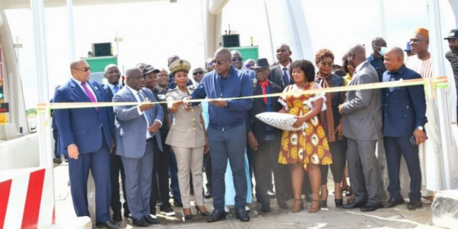 Côte d'Ivoire : Le Ministre Amédé Kouakou met officiellement en service le poste péage de l'autoroute Abidjan-Grand Bassam