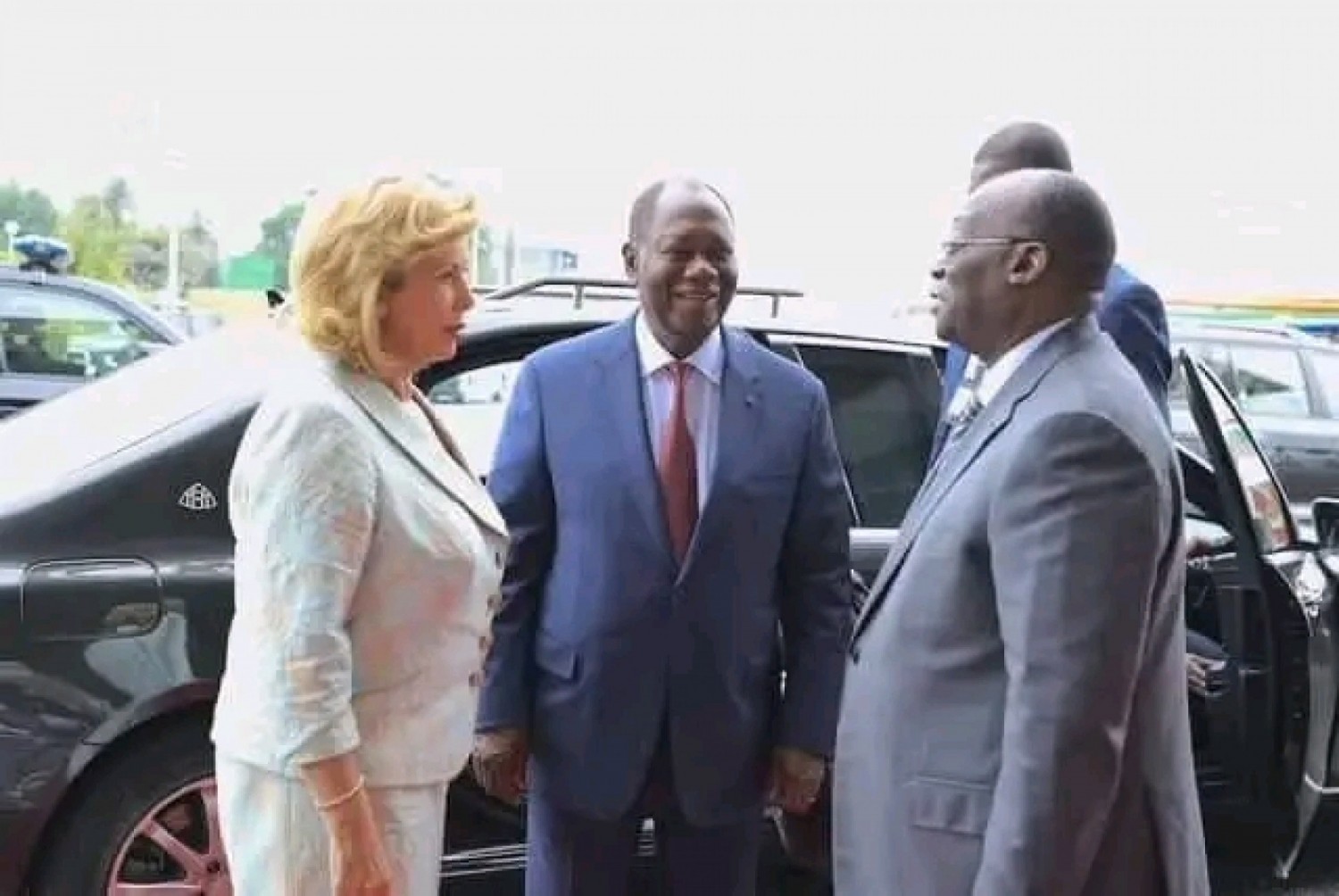 Côte d'Ivoire : Avant Accra, le Président Alassane Ouattara a quitté Abidjan pour Paris