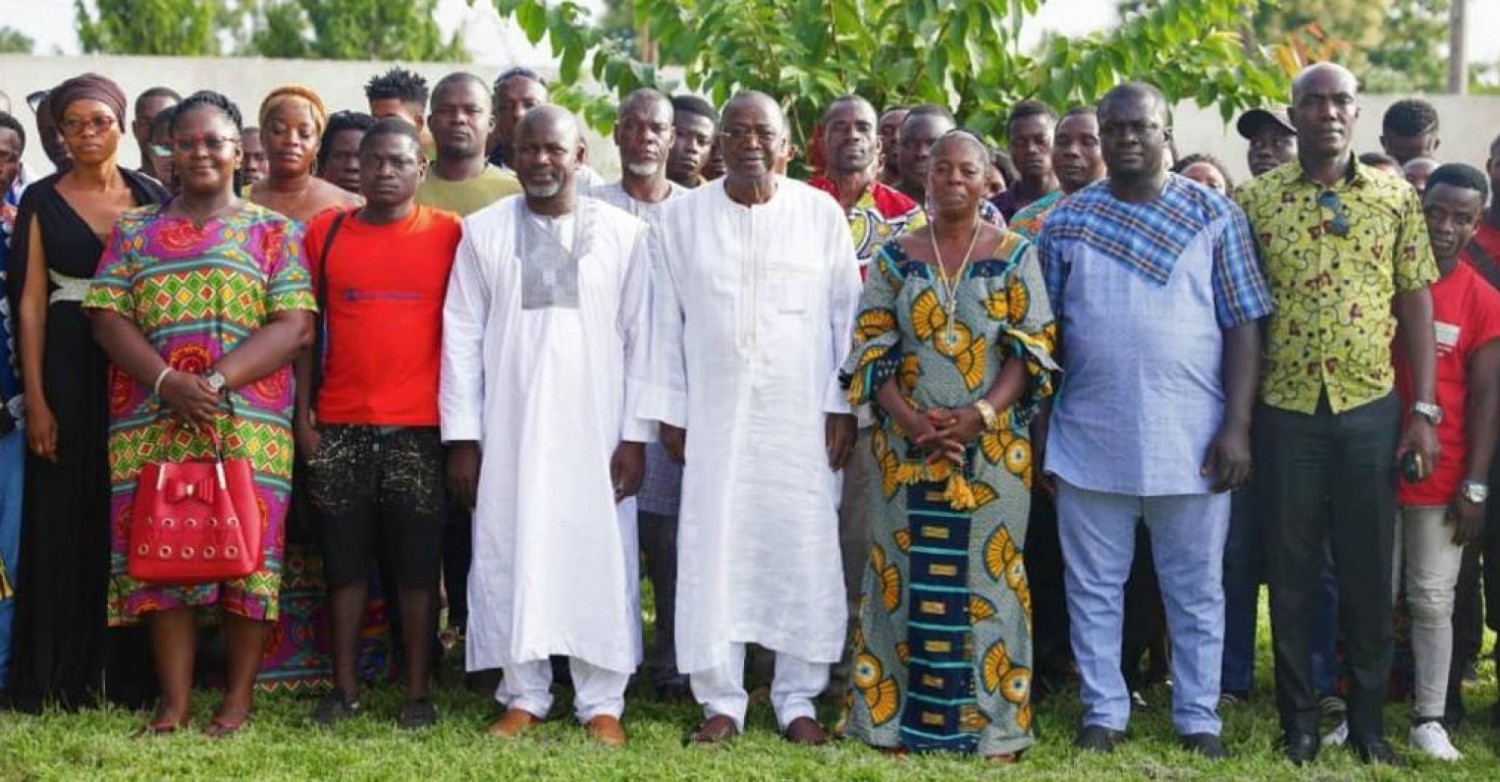 Côte d'Ivoire :    Jeannot Ahoussou-Kouadio invite les artisans de Didiévi à soutenir et accompagner Ouattara dans sa politique de développement
