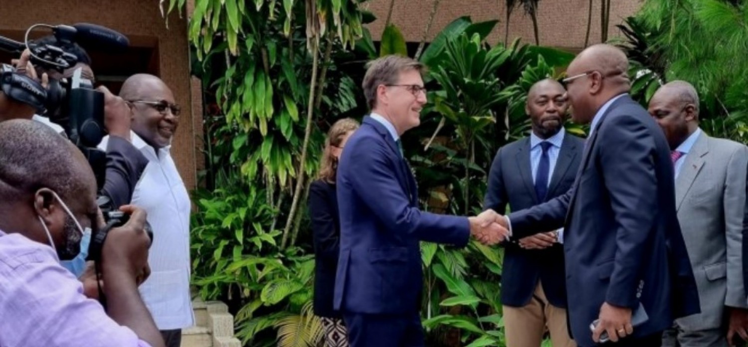 Côte d'Ivoire : Après sa  rencontre avec la délégation de la FIF, l'Ambassadeur d'Espagne : « Je suis devenu fier supporter des Éléphants »