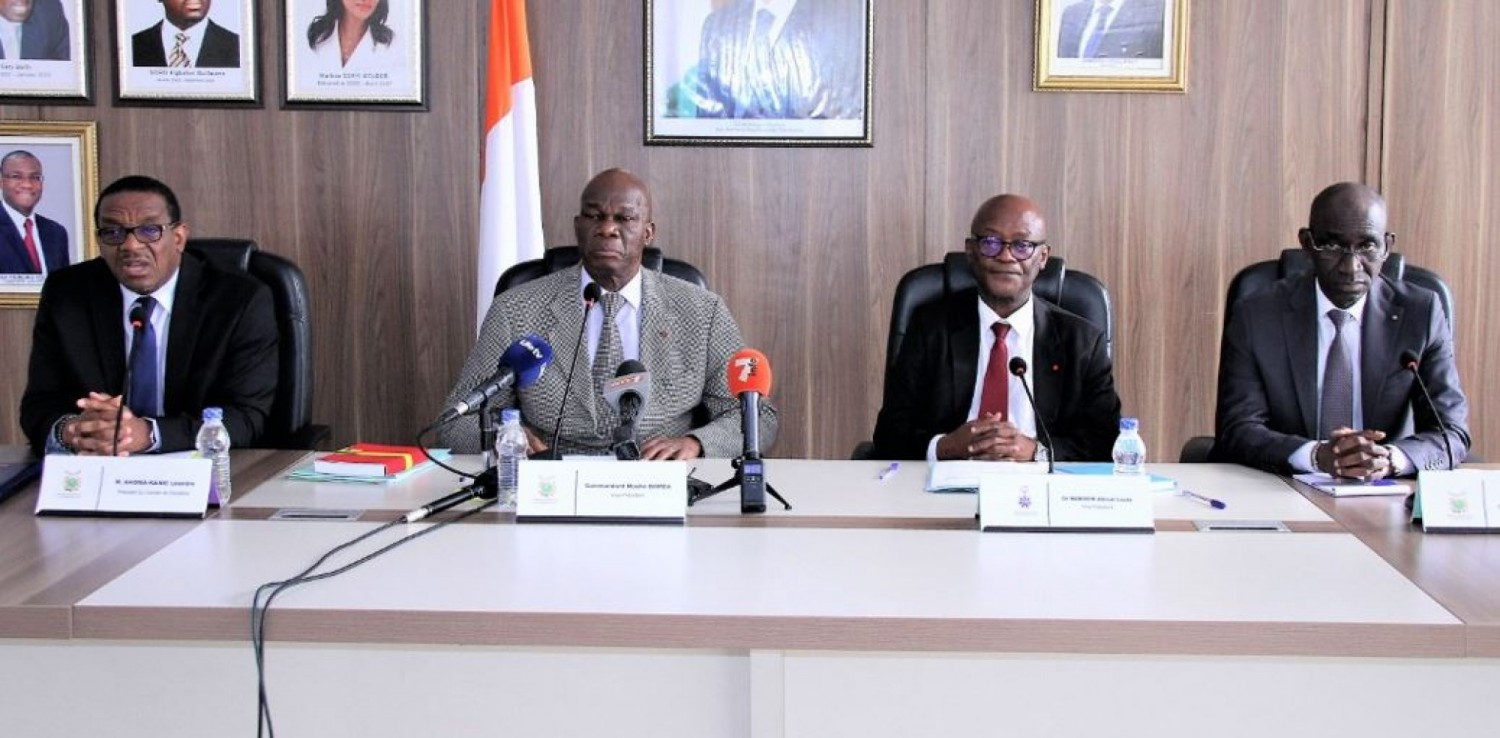 Côte d'Ivoire :   Reconnaissance du mérite, 120 acteurs de la communication, des médias et de l'économie numérique bientôt honorés par l'État