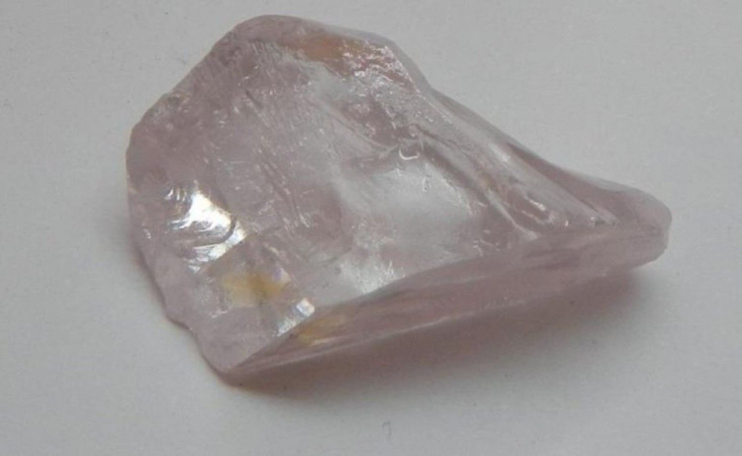 Angola : La Rose de Lulo, un diamant du type IIa découvert dans le nord-est