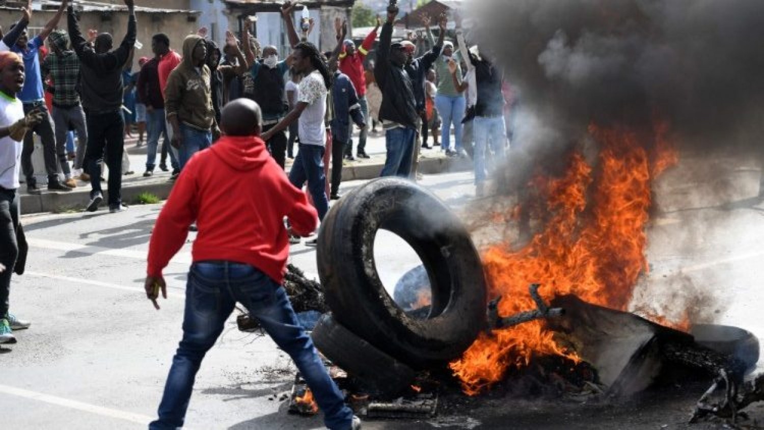 Afrique du Sud : Une manifestation contre la vie chère vire au drame, deux morts