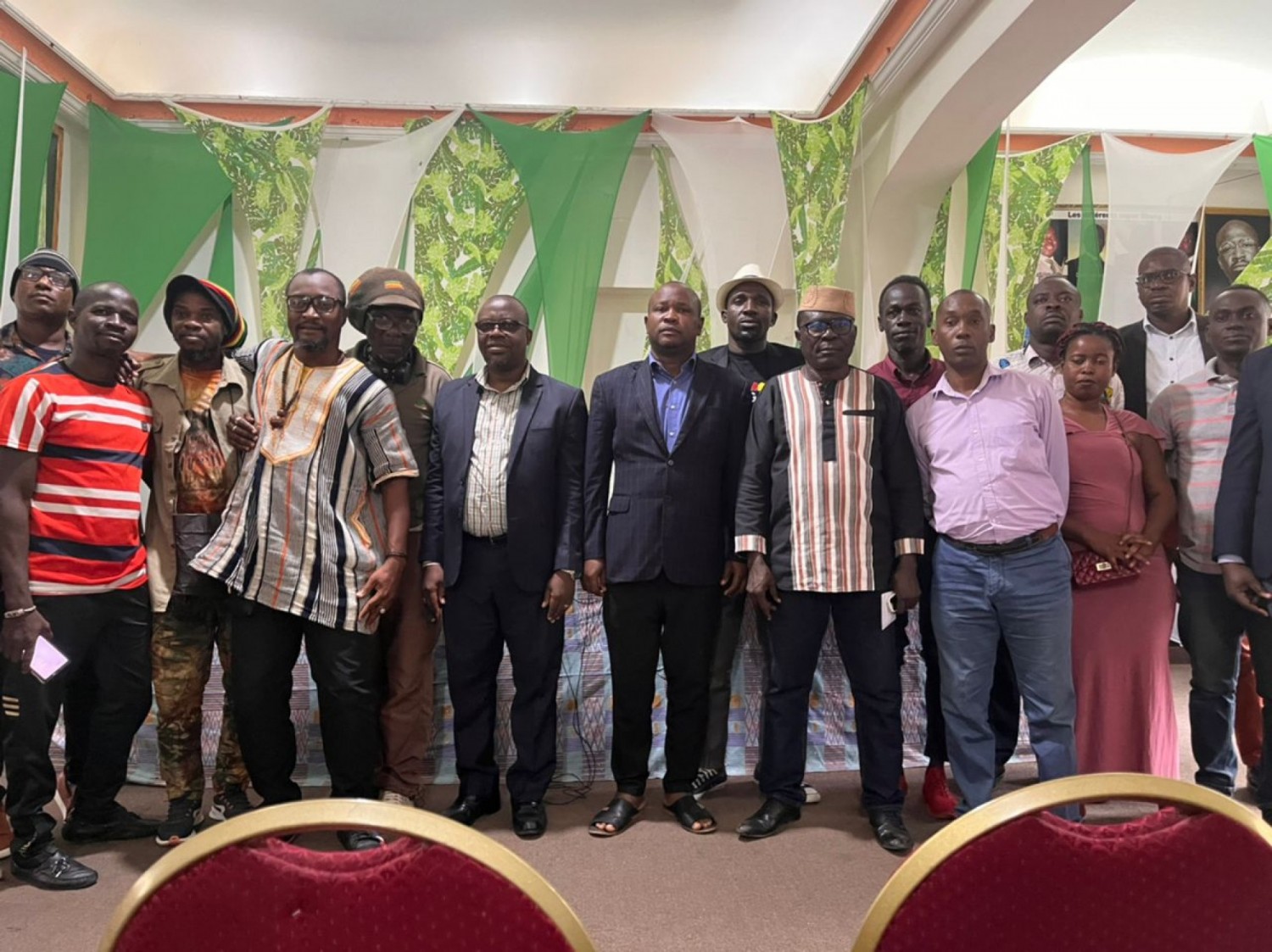 Côte d'Ivoire :    Détention des 49 soldats au Mali, organisation de concerts d'artistes maliens à Abidjan, Gbi de fer appelle au non boycott des spectacles