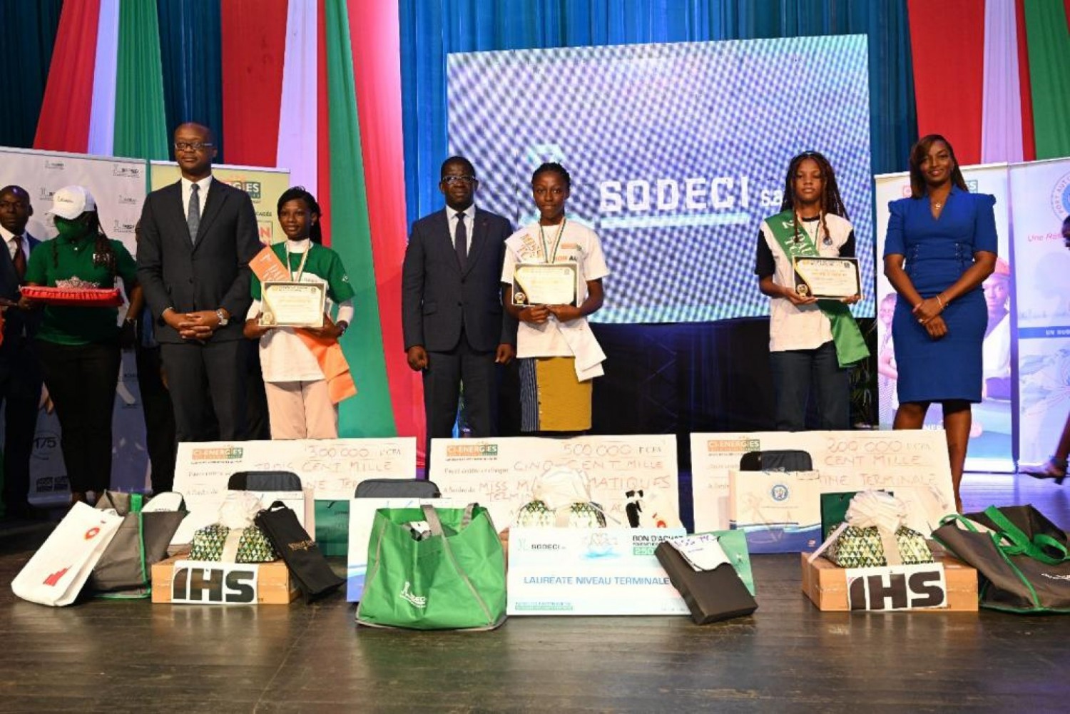 Côte d'Ivoire : Promotion du mérite scientifique et des mathématiques, la SODECI apporte son expertise aux lauréats des concours de mathématique