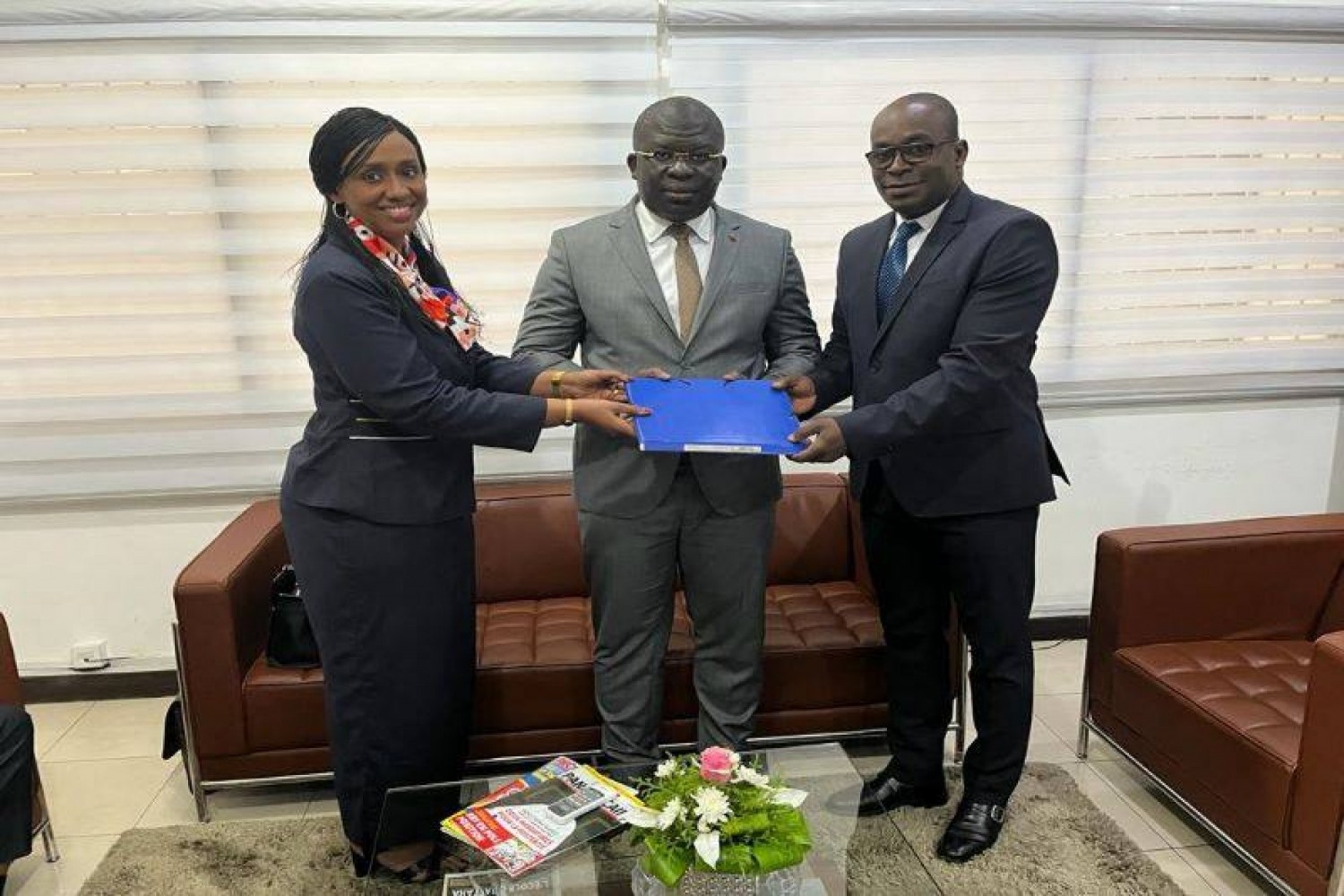 Côte d'Ivoire : Assemblée Nationale, la nouvelle Directrice de la coopération et des relations Interparlementaires , Mme Mouminatou Barry  a pris fonction