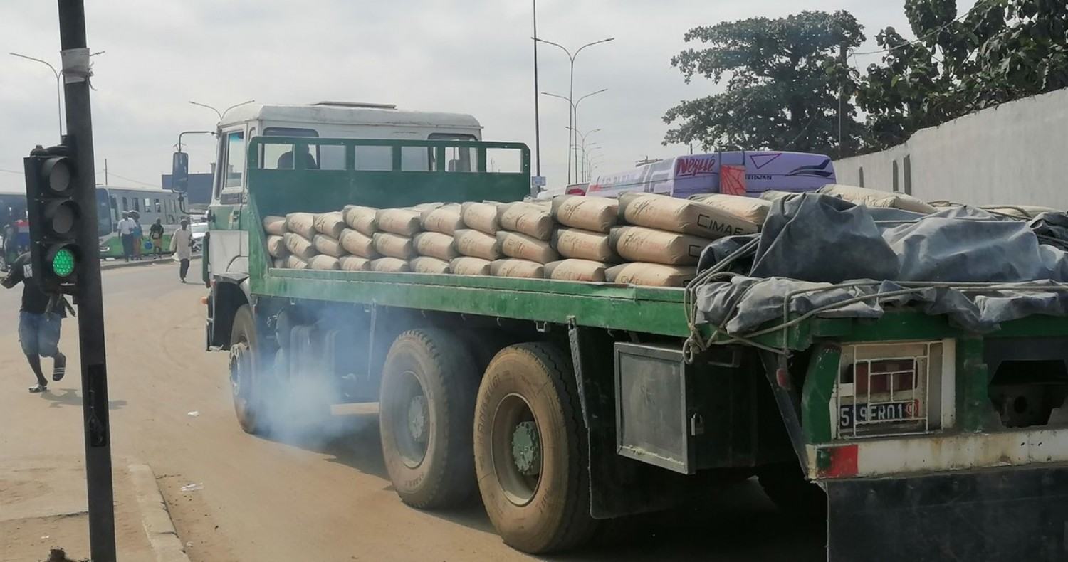 Côte d'Ivoire :   Matériaux de construction, la tonne de ciment vendue à 110.000 FCFA à l'intérieur du pays