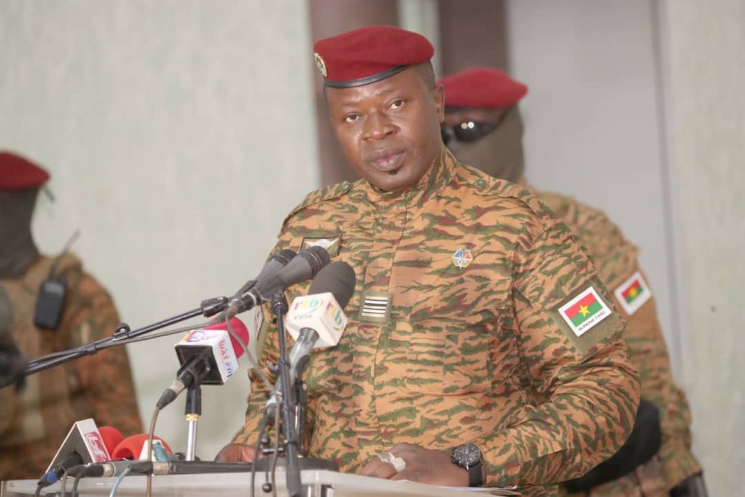 Burkina Faso : Le président Damiba en visite samedi à Bamako, puis lundi à Abidjan