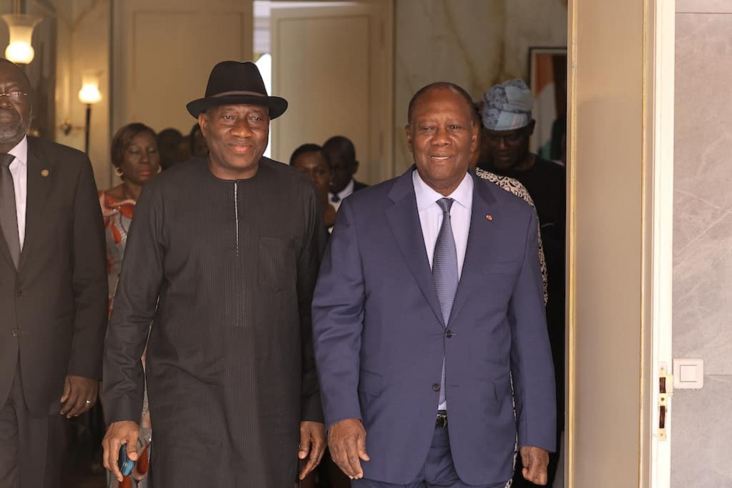 Côte d'Ivoire : Entretien de Ouattara avec le Médiateur de la CEDEAO pour le Mali Goodluck Jonathan, la libération des 46 soldats au menu ?
