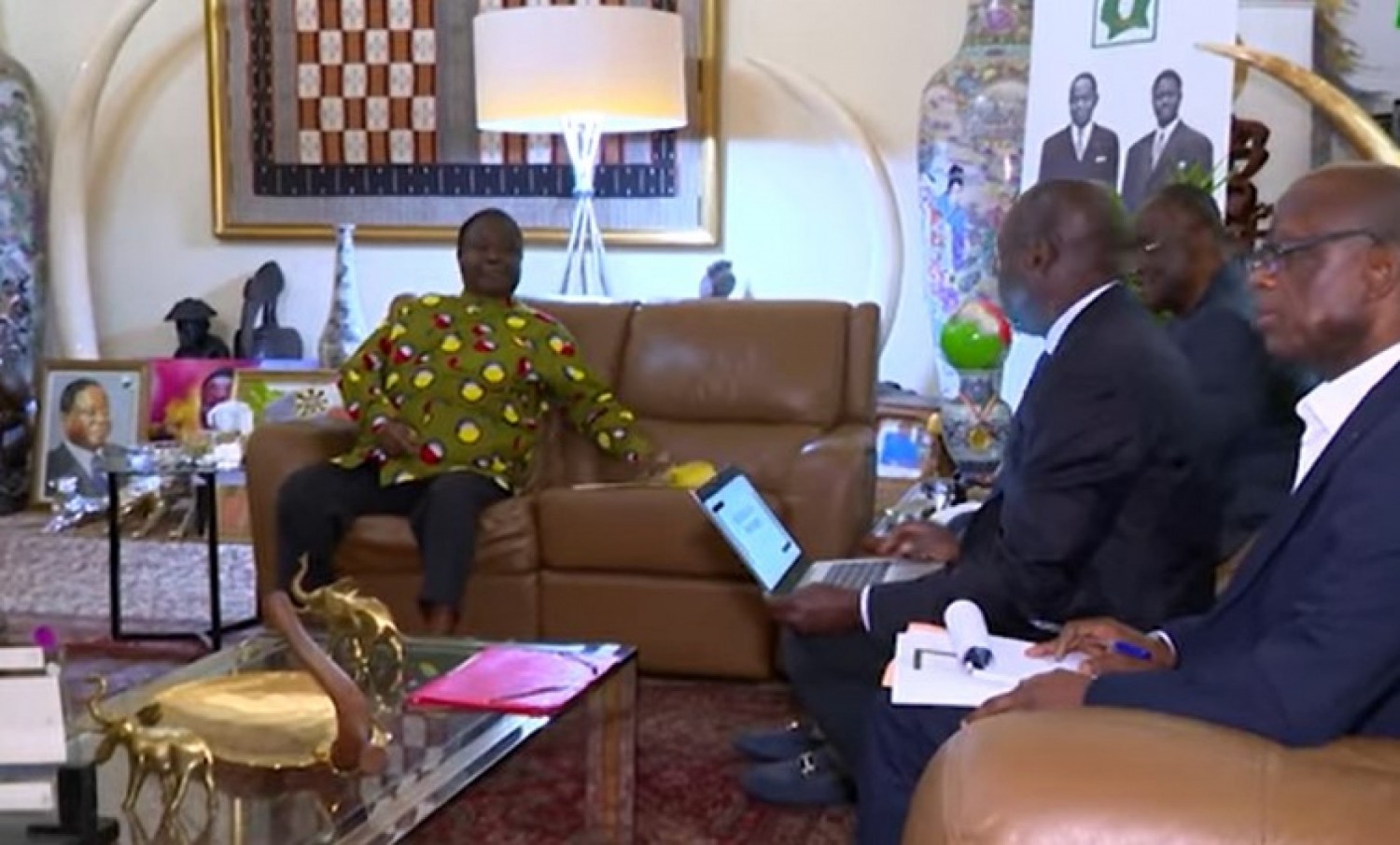 Côte d'Ivoire : Depuis Daoukro, Bédié prend 04 importantes décisions  pour l'amélioration des conditions de vie du personnel du PDCI-RDA