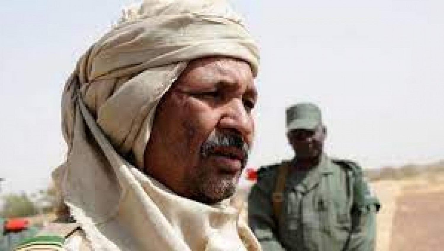Mali : Dans un message audio, le général touareg El Hadj Ag Gamou appelle des civils « à fuir »