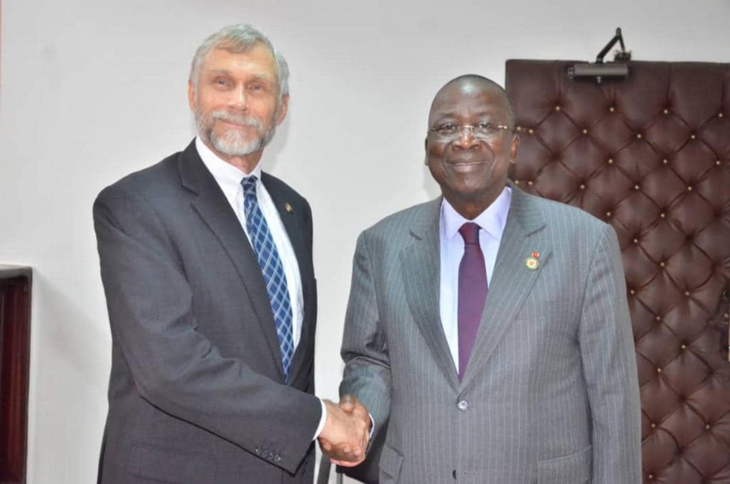 Côte d'Ivoire :  Diplomatie parlementaire, Jeannot Ahoussou et l'ambassadeur des USA échangent sur des questions de stabilité, de paix sociale et des conditions d'investissements