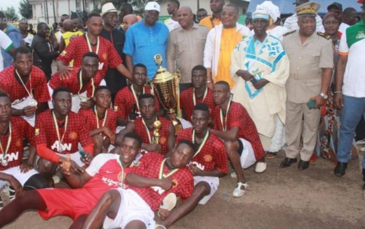 Côte d'Ivoire : Tournoi Super coupe Duékoué 2022 organisée par Ibrahima Doumbia, Kouamekro et CRS7 remportent les trophées Téné Birahima