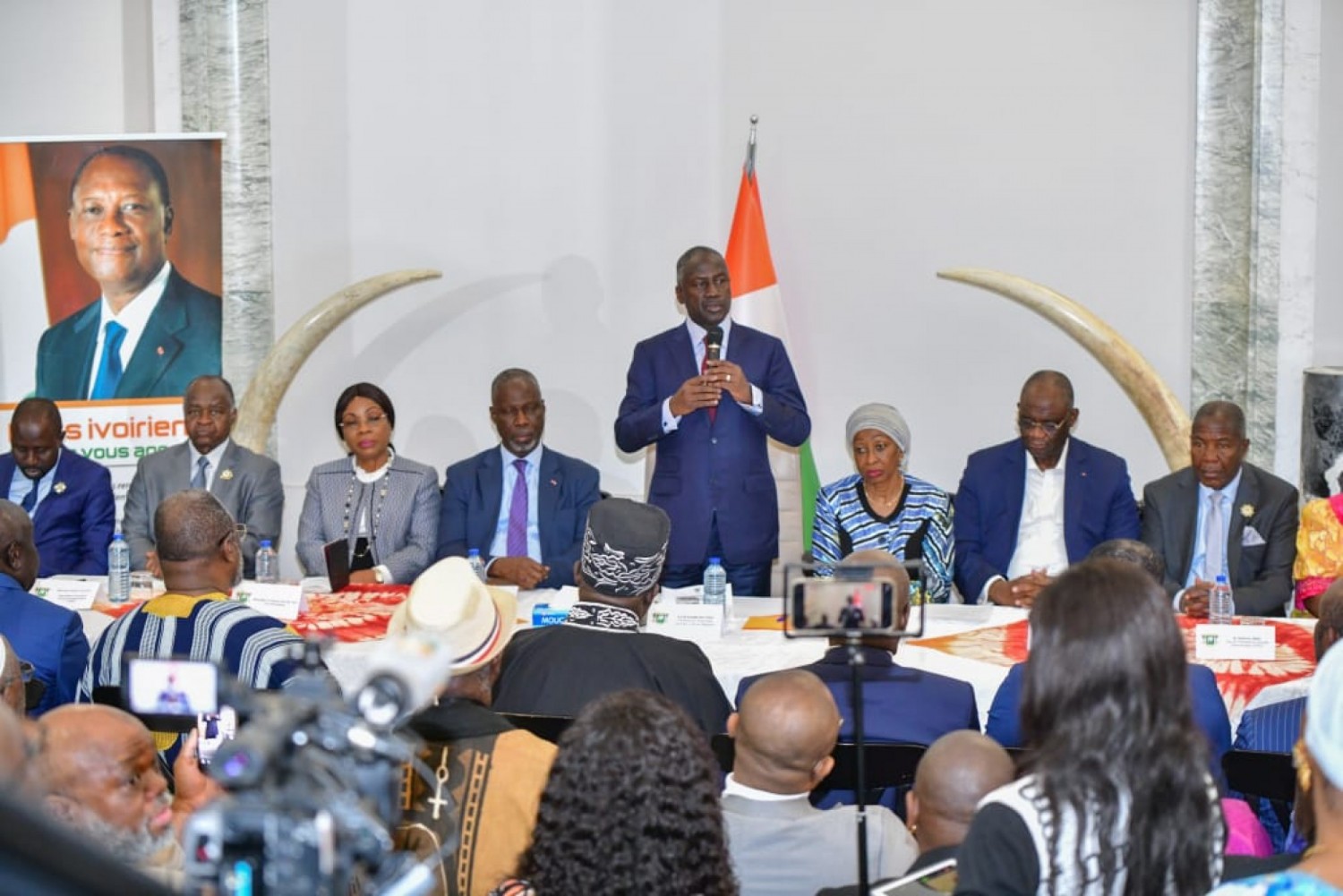 Côte d'Ivoire :   En campagne en France, Adama Bictogo appelle les Ivoiriens de la Diaspora à se « rassembler autour de leur pays »
