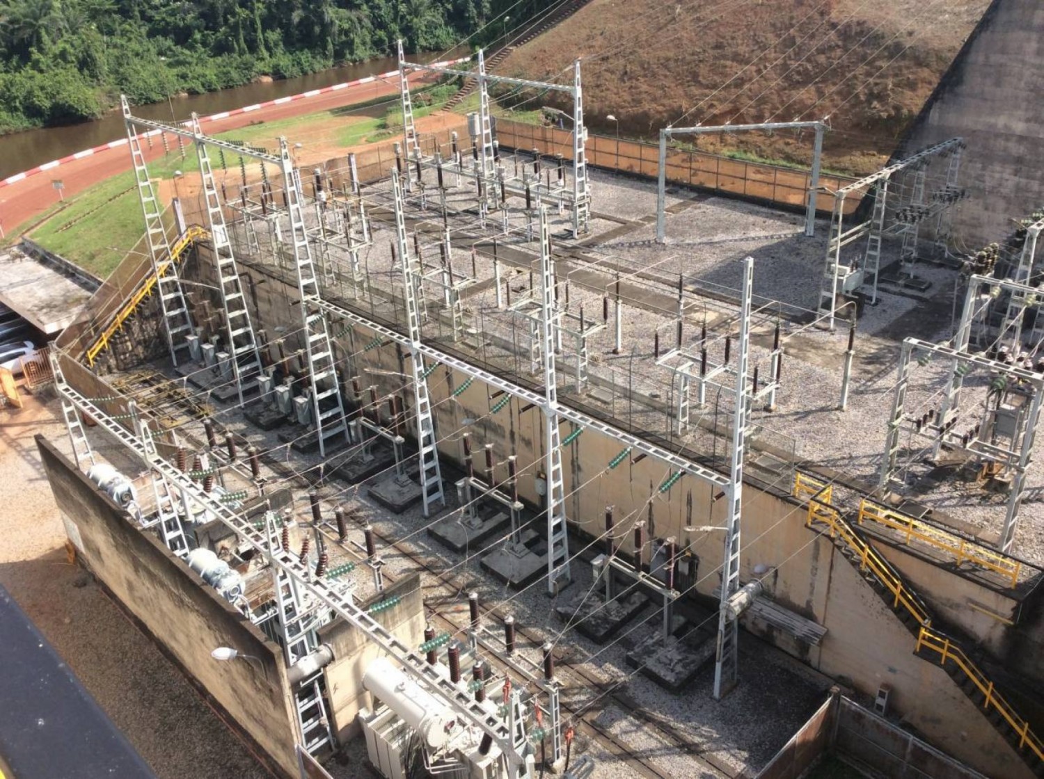 Côte d'Ivoire : Un transformateur du barrage hydroélectrique de Buyo détruit dans un incendie