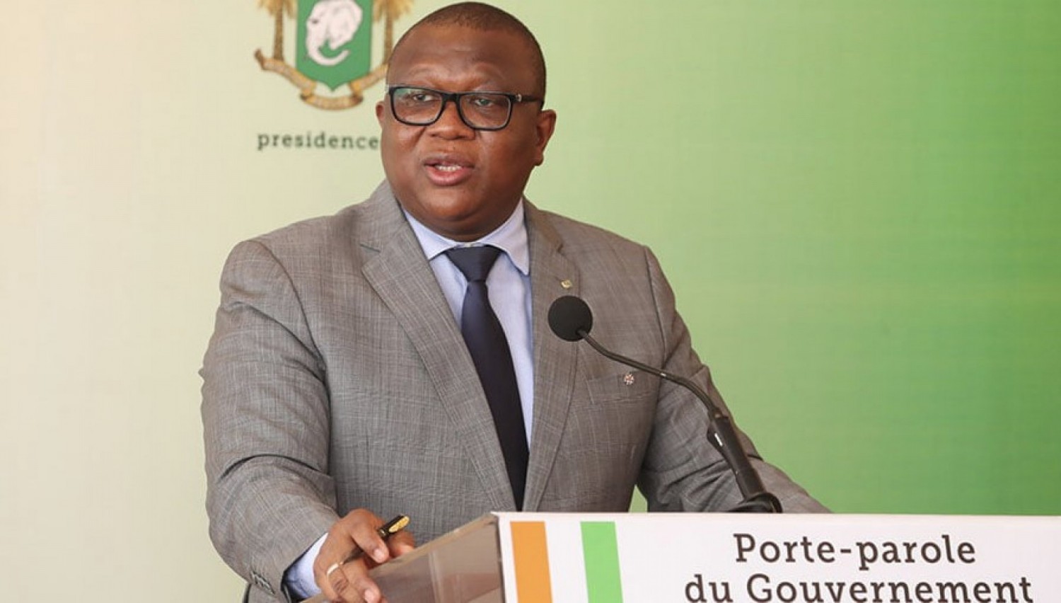 Côte d'Ivoire :   Amadou Coulibaly à propos des coupures d'électricité au Mali : « je ne souhaite pas que cela puisse être lié à la situation de nos soldats »