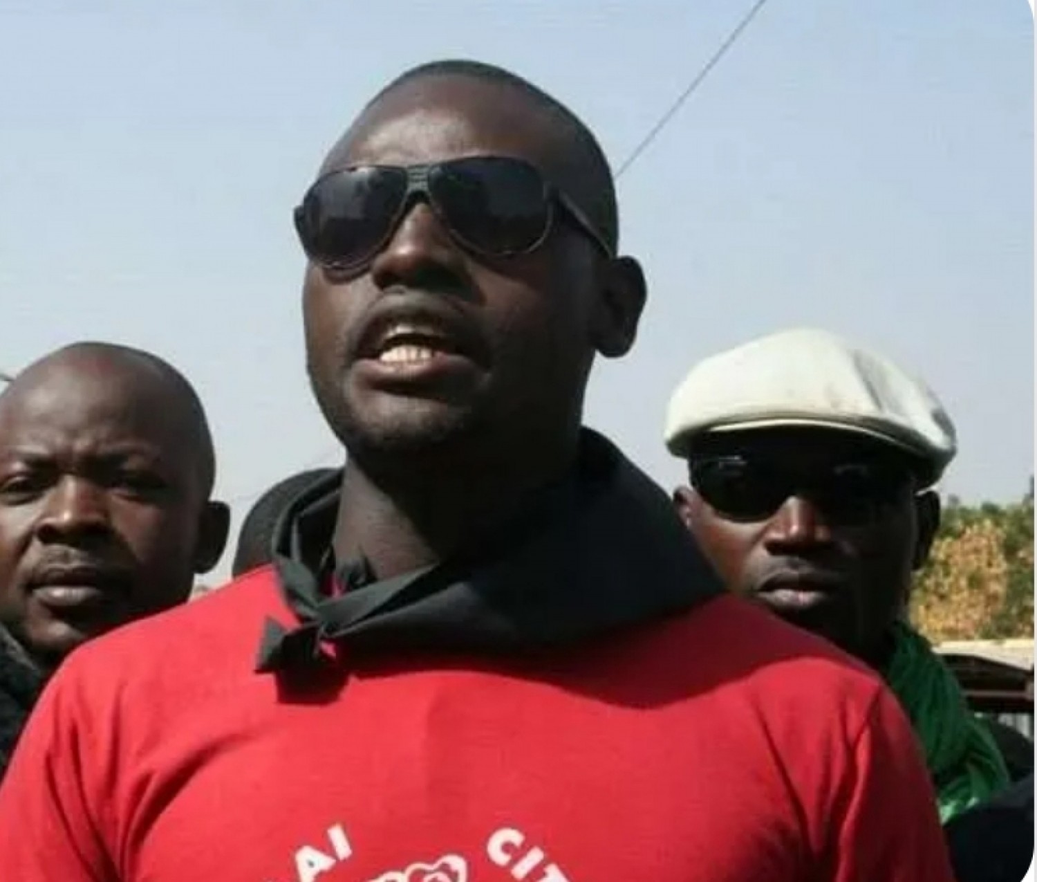 Burkina Faso : Un membre du Balai citoyen condamné à la prison avec sursis pour « outrage » à l'ancien président