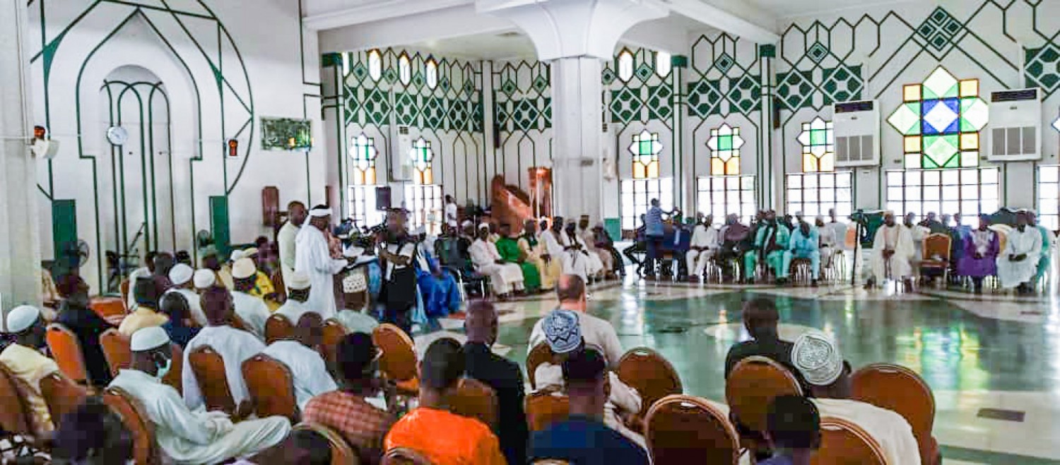 Côte d'Ivoire :   Lancement des activités du Conseil fédéral des Tidjanites, le COSIM appelle les guides religieux au rassemblement et les invite à créer des cadres d'enseignement et d'éducation