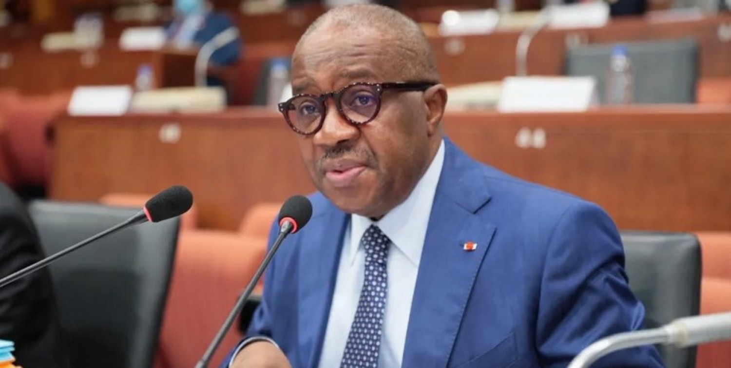 Côte d'Ivoire : La CAGICT du Sénat adopte à l'unanimité le projet de loi relatif à l'absence et à la disparition présenté par Sansan Kambilé 