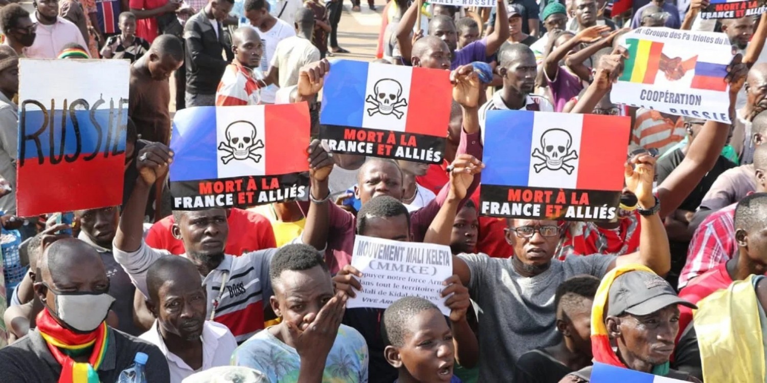 Mali : Prises dans un jeu diplomatique, des ONG françaises crient leur colère contre Paris et Bamako