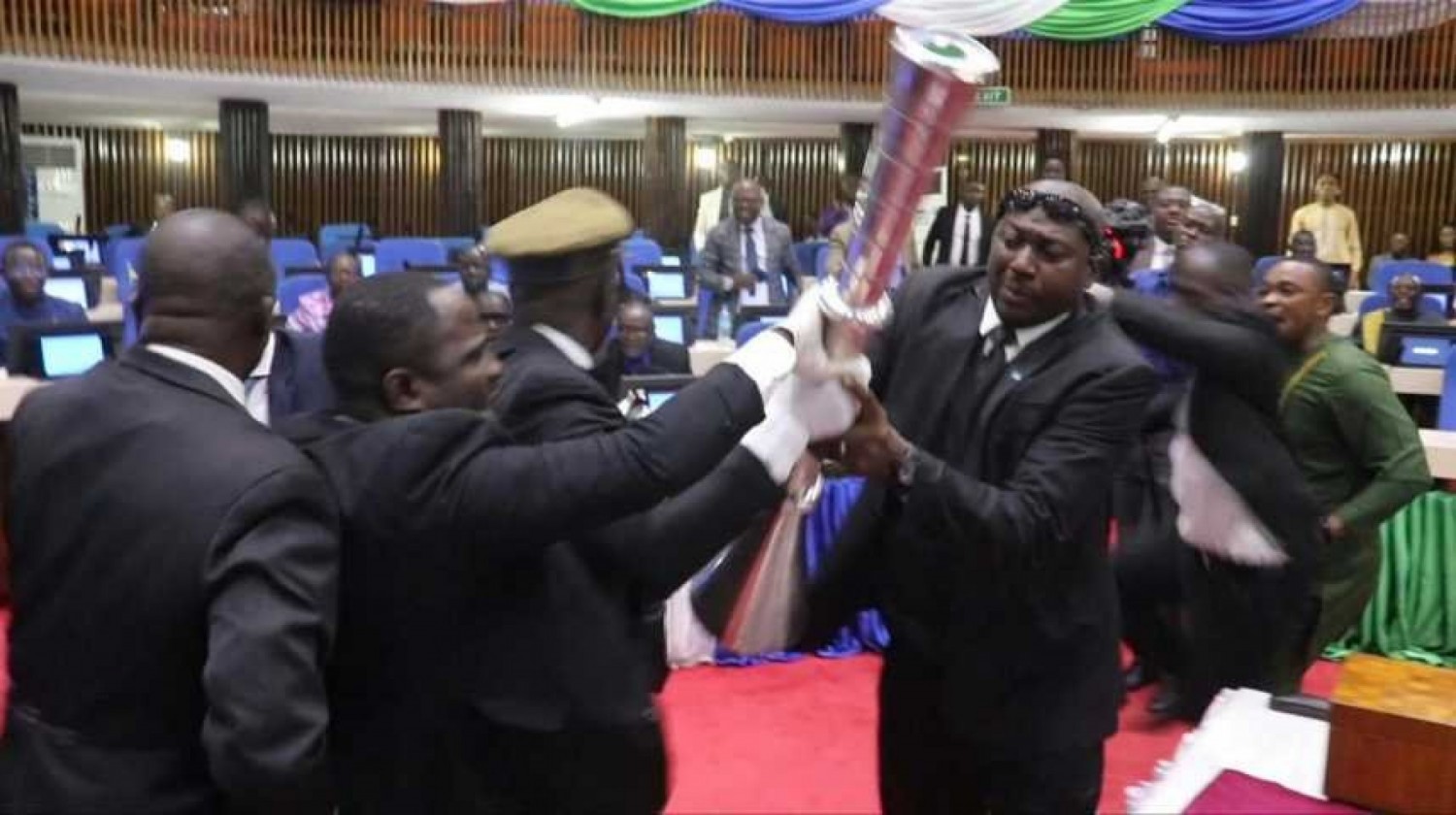 Sierra Léone : Le parlement transformé en ring de boxe à cause d'une réforme électorale