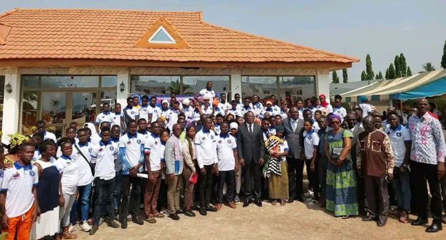 Côte d'Ivoire : Bouaké, Affi N'Guessan reconnaissant aux chefs traditionnels de Gbêkê, accueille 500 nouveaux majeurs au FPI