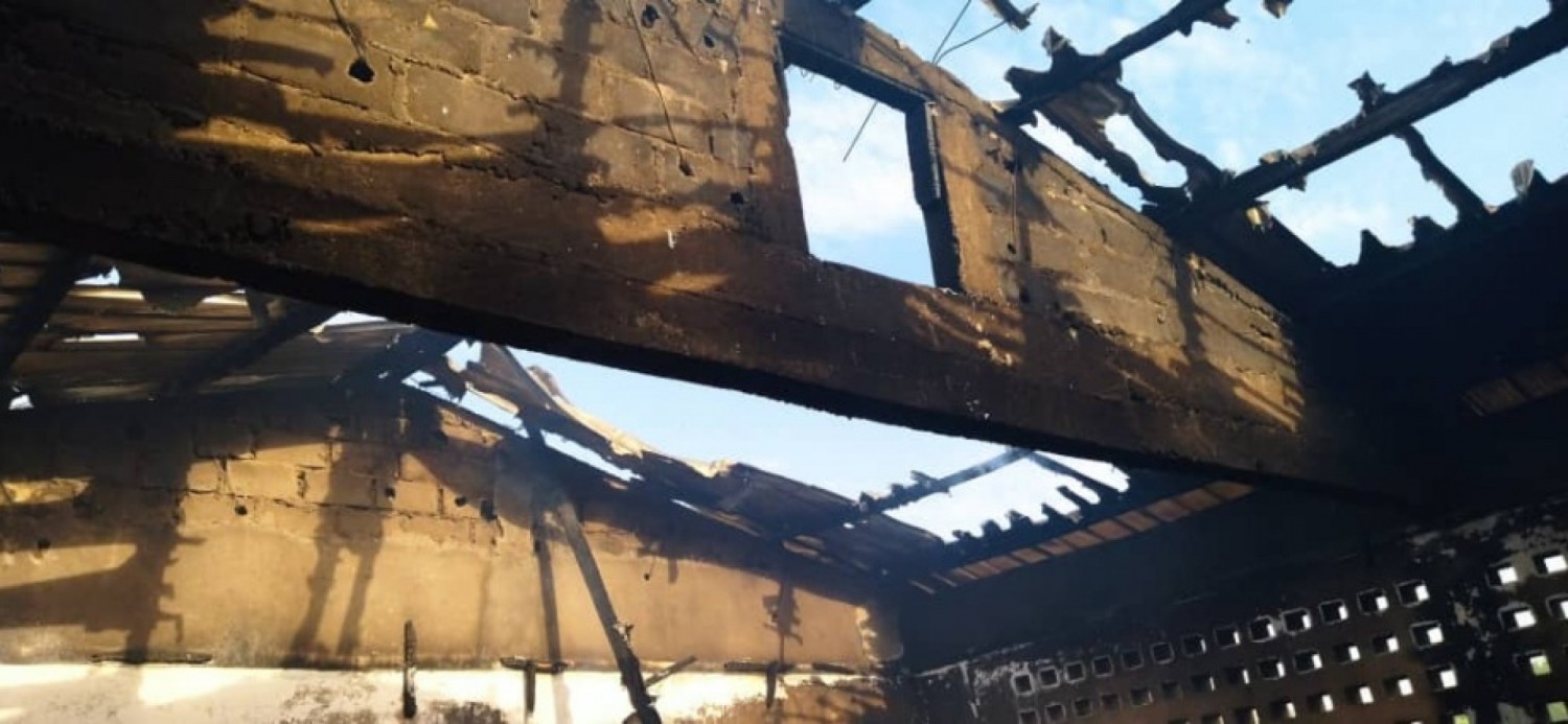 Côte d'Ivoire : Bouna, après le phénomène de l'incendie des véhicules, une classe de la maternelle part en fumée à la suite d'un curieux incendie